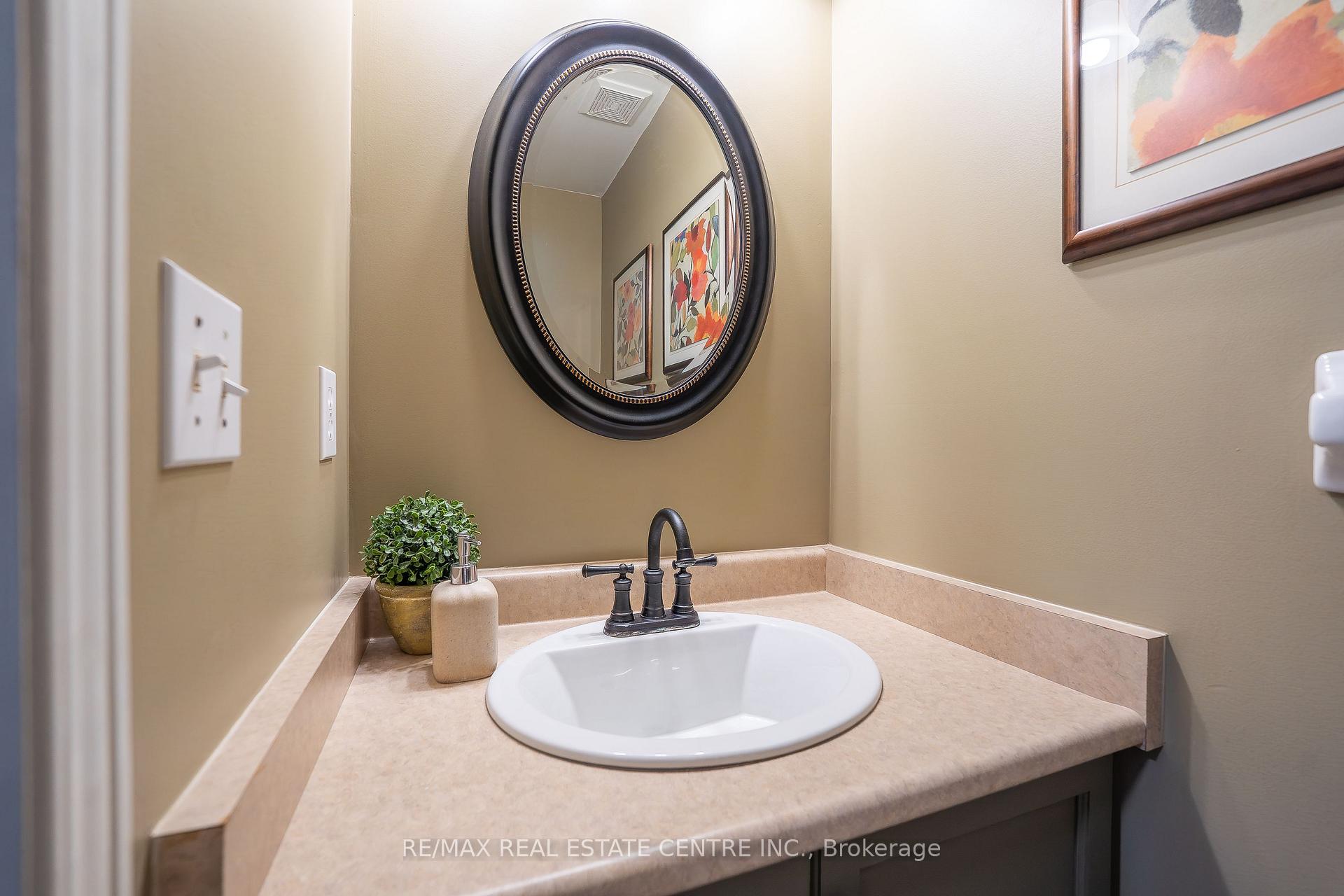 Photo 8 of 49 Elma Place, Cambridge, Hespeler Village — HOMEH