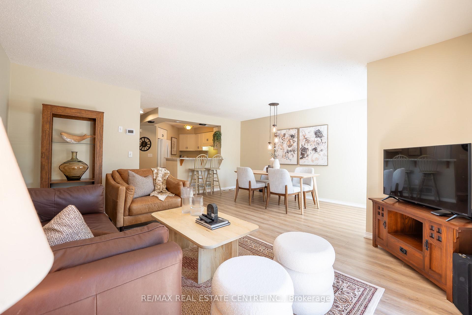 Photo 17 of 49 Elma Place, Cambridge, Hespeler Village — HOMEH