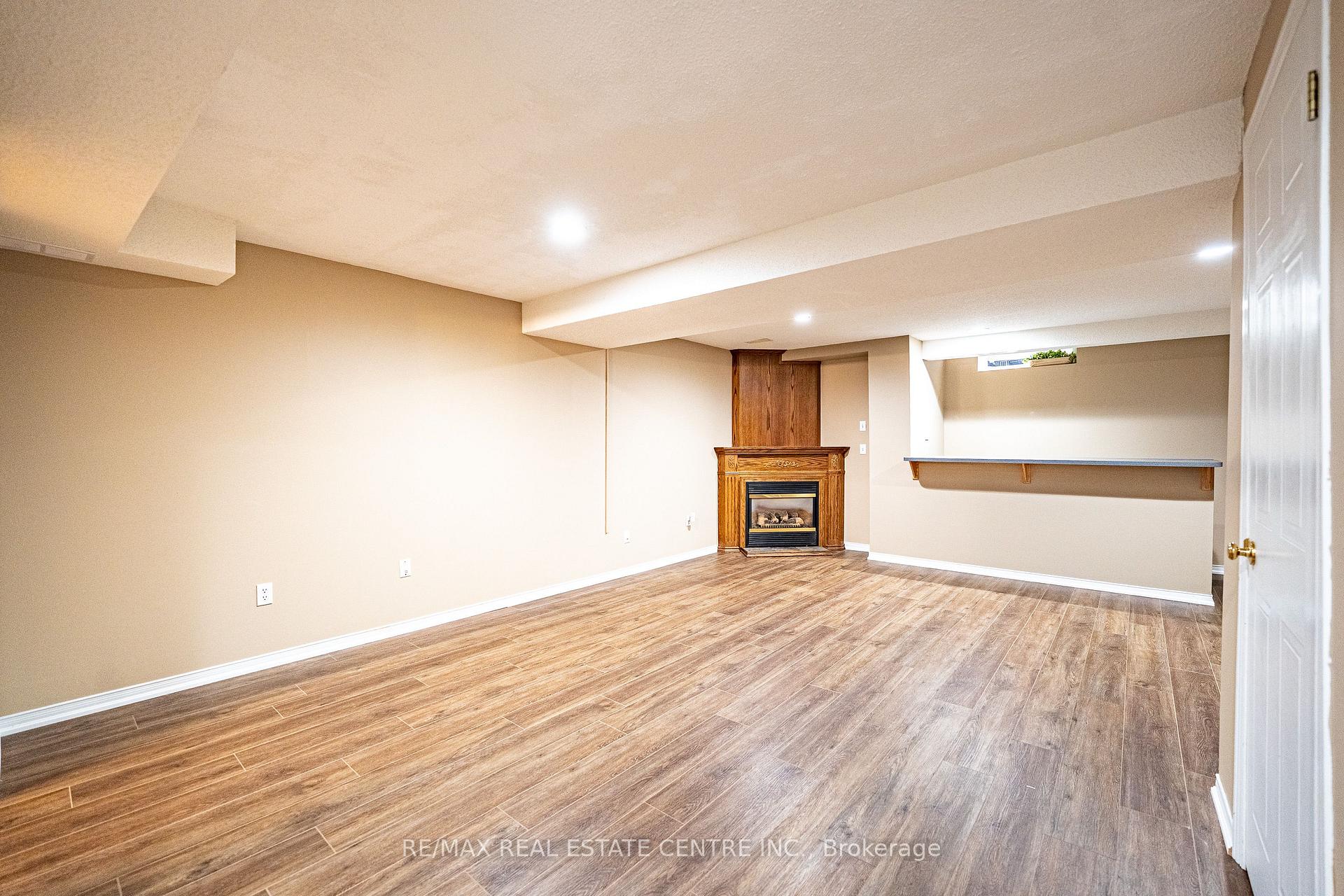 Photo 30 of 49 Elma Place, Cambridge, Hespeler Village — HOMEH
