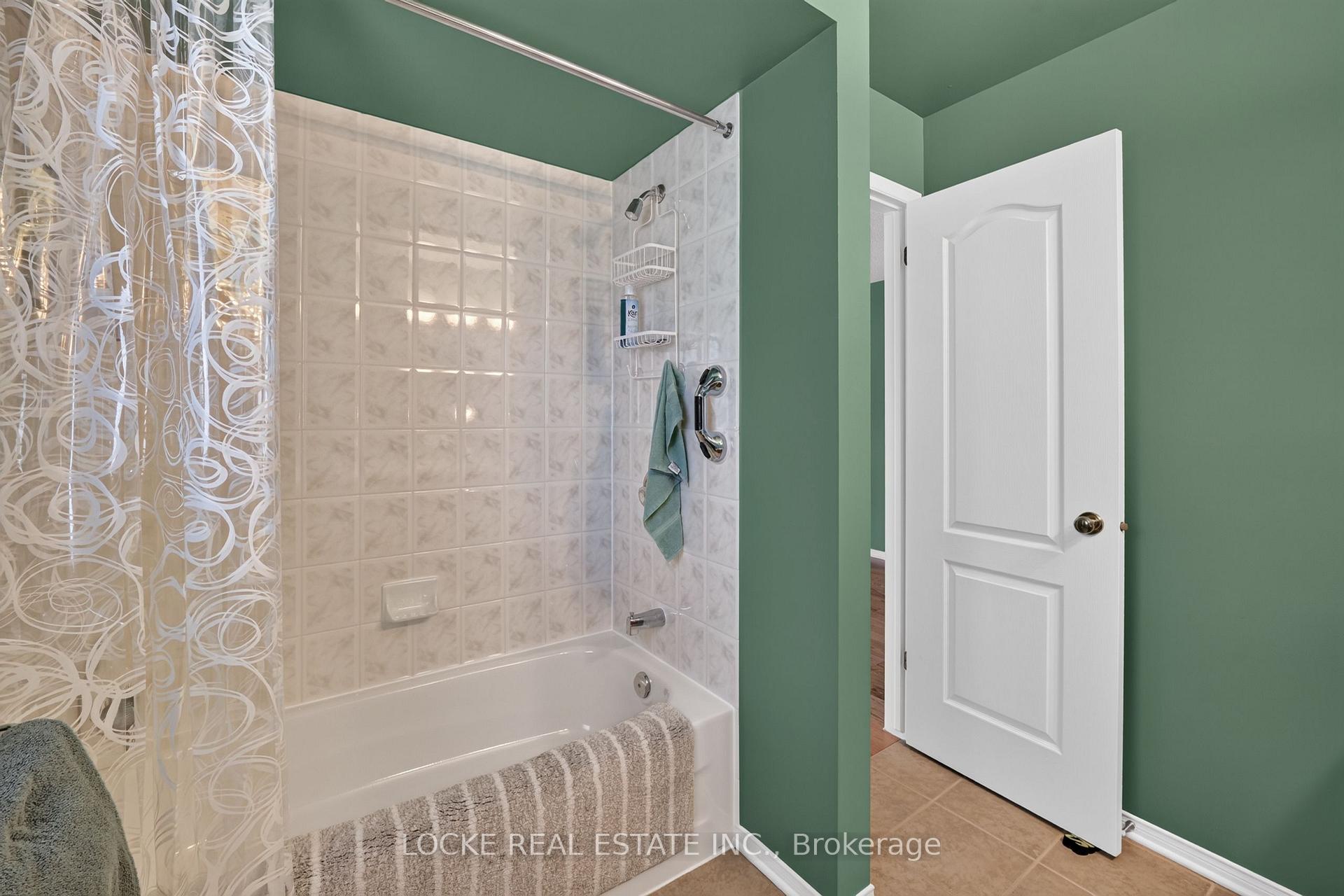 Photo 25 of 5934 Gladewoods Place, Ottawa, Chapel Hill South - Orleans Village — HOMEH