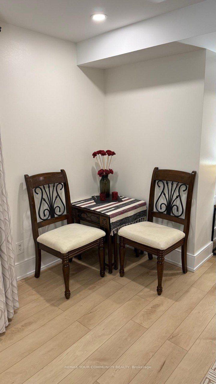 Photo 6 of Unit Basement, 204 Mccaffrey Road, Newmarket, Summerhill Estates — HOMEH