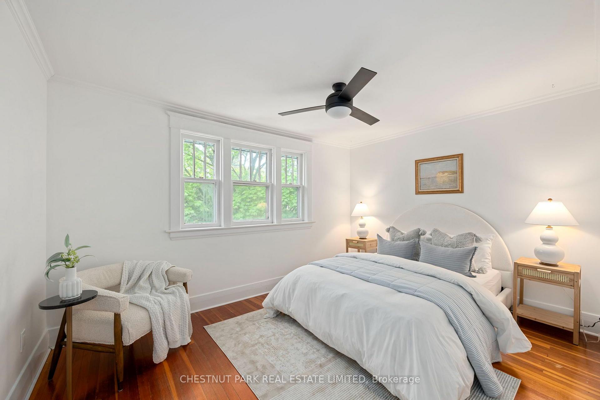 Photo 9 of 94 Briscoe Street E, London, South F — HOMEH