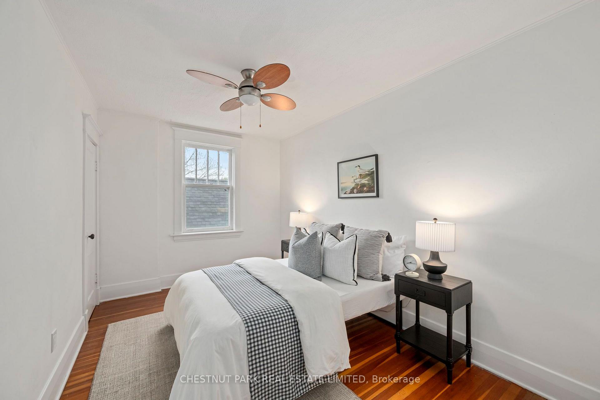 Photo 13 of 94 Briscoe Street E, London, South F — HOMEH