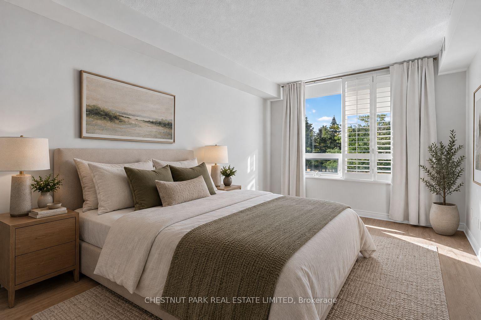 Photo 10 of Unit 205, 100 Promenade Circle, Vaughan, Brownridge — HOMEH