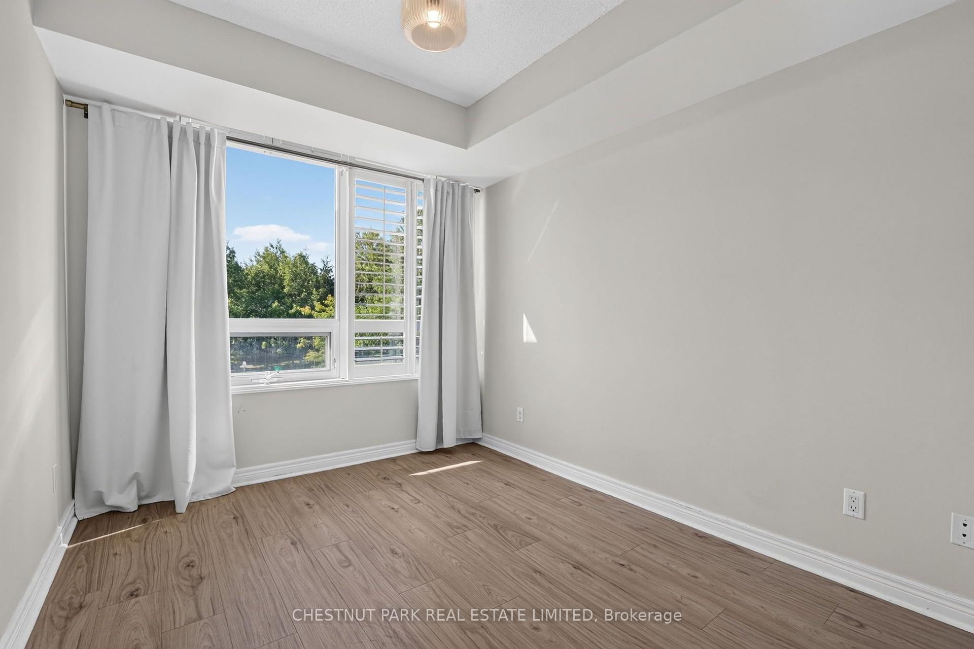 Photo 12 of Unit 205, 100 Promenade Circle, Vaughan, Brownridge — HOMEH