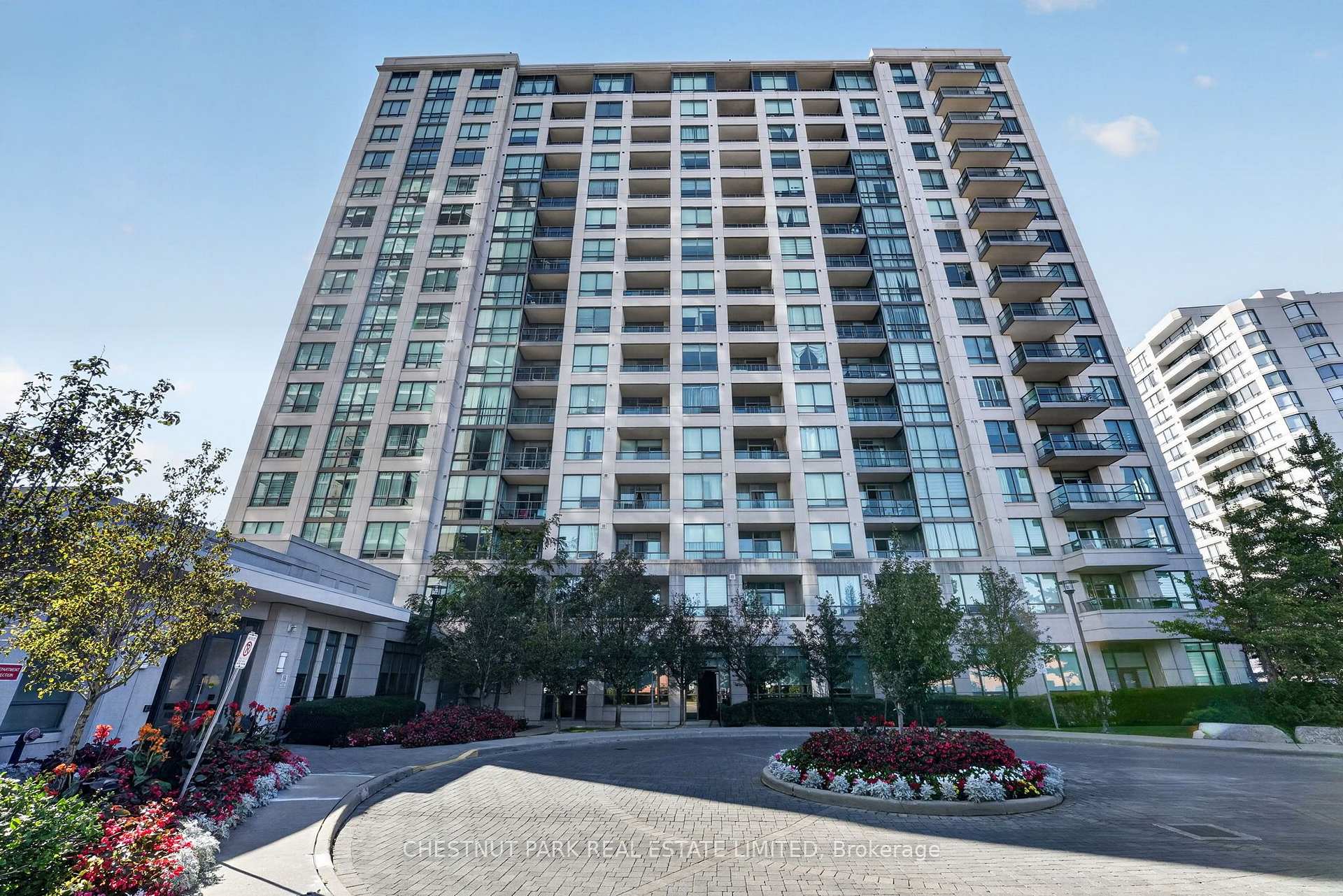 Photo 17 of Unit 205, 100 Promenade Circle, Vaughan, Brownridge — HOMEH