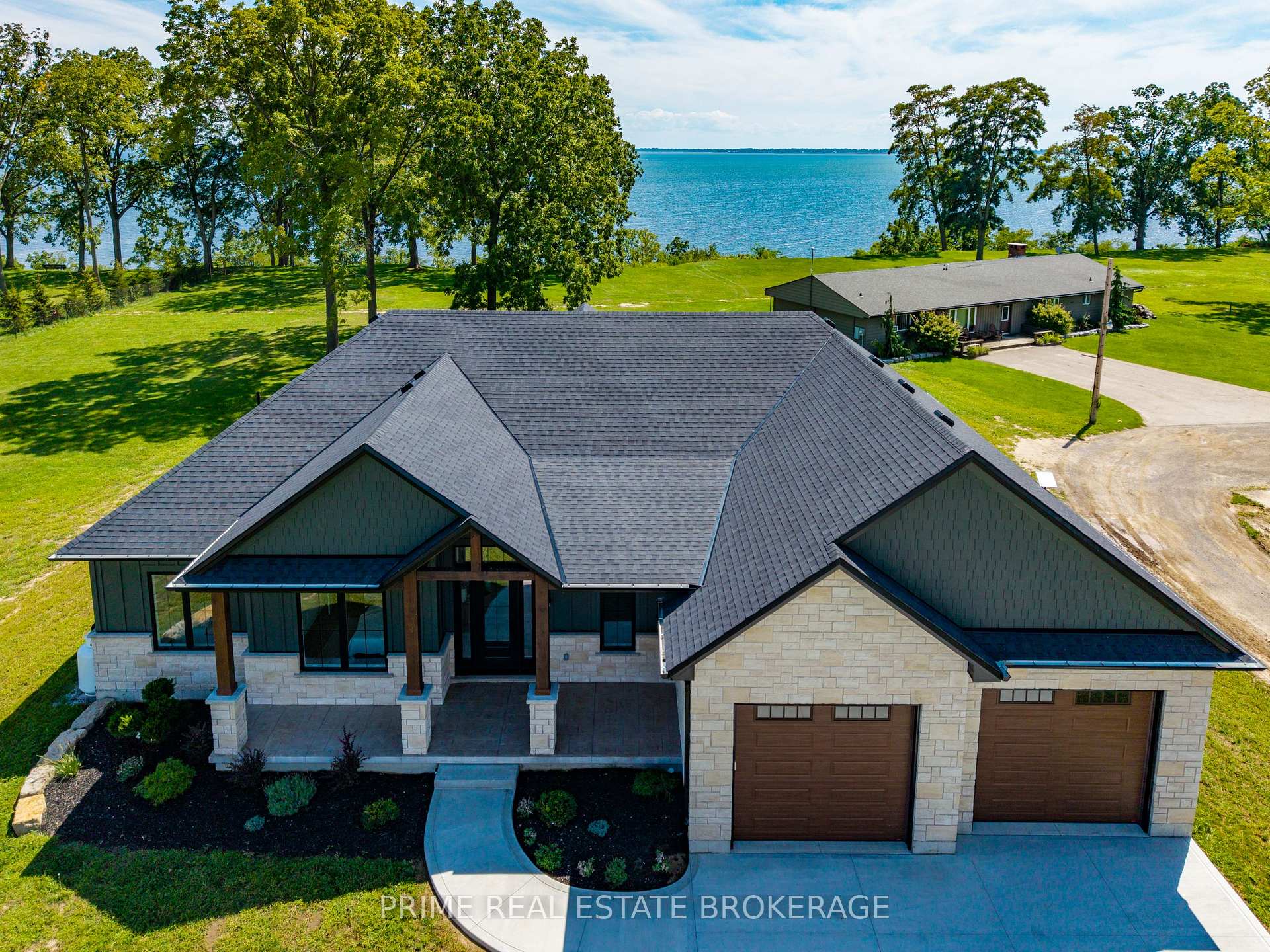 Photo 2 of 25 Black Walnut Drive, Norfolk, Rural S. Walsingham — HOMEH