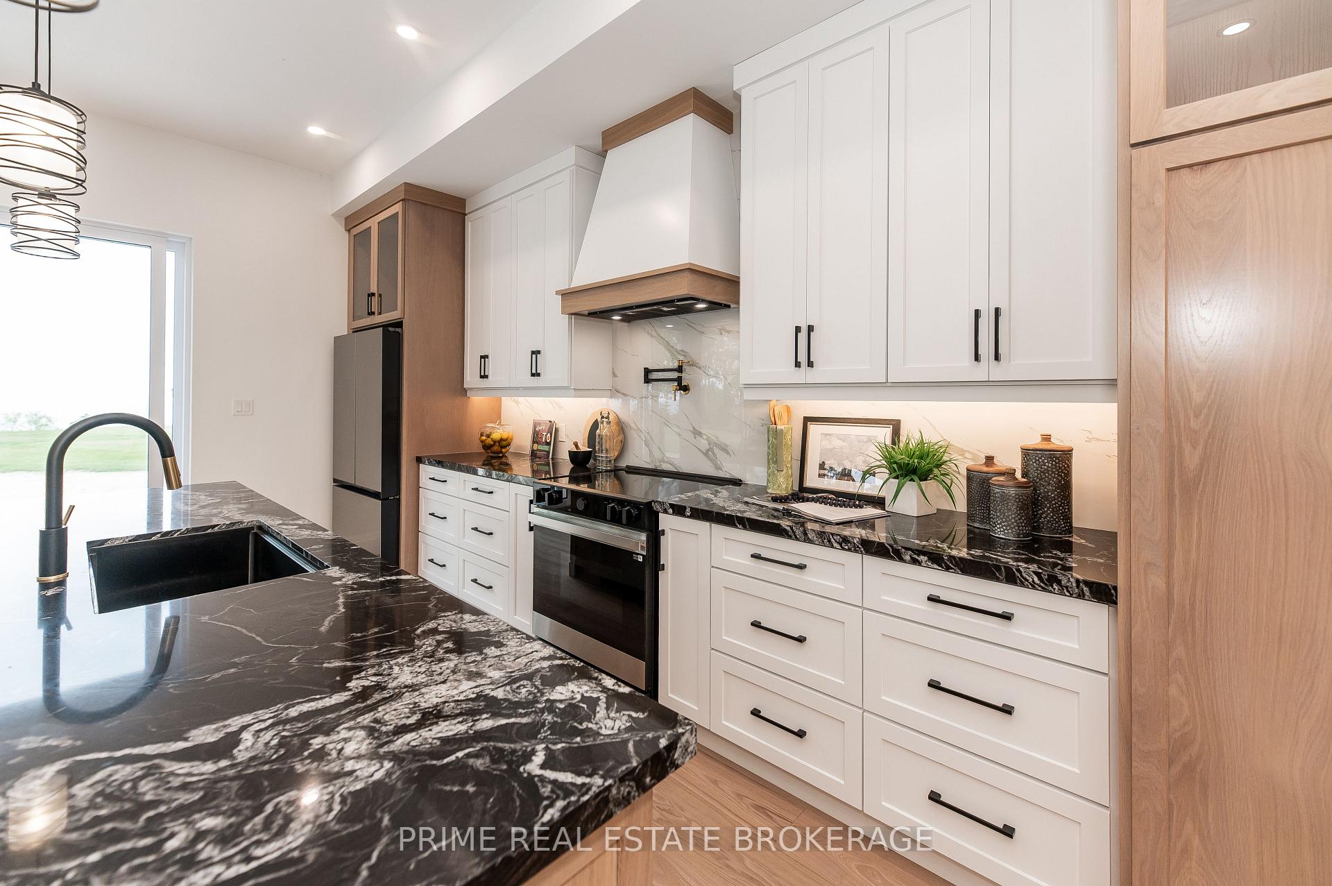 Photo 18 of 25 Black Walnut Drive, Norfolk, Rural S. Walsingham — HOMEH