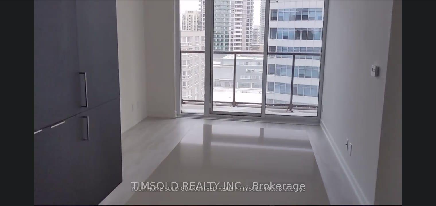 Photo 2 of 33 Helendale Avenue, Toronto, Yonge-Eglinton — HOMEH