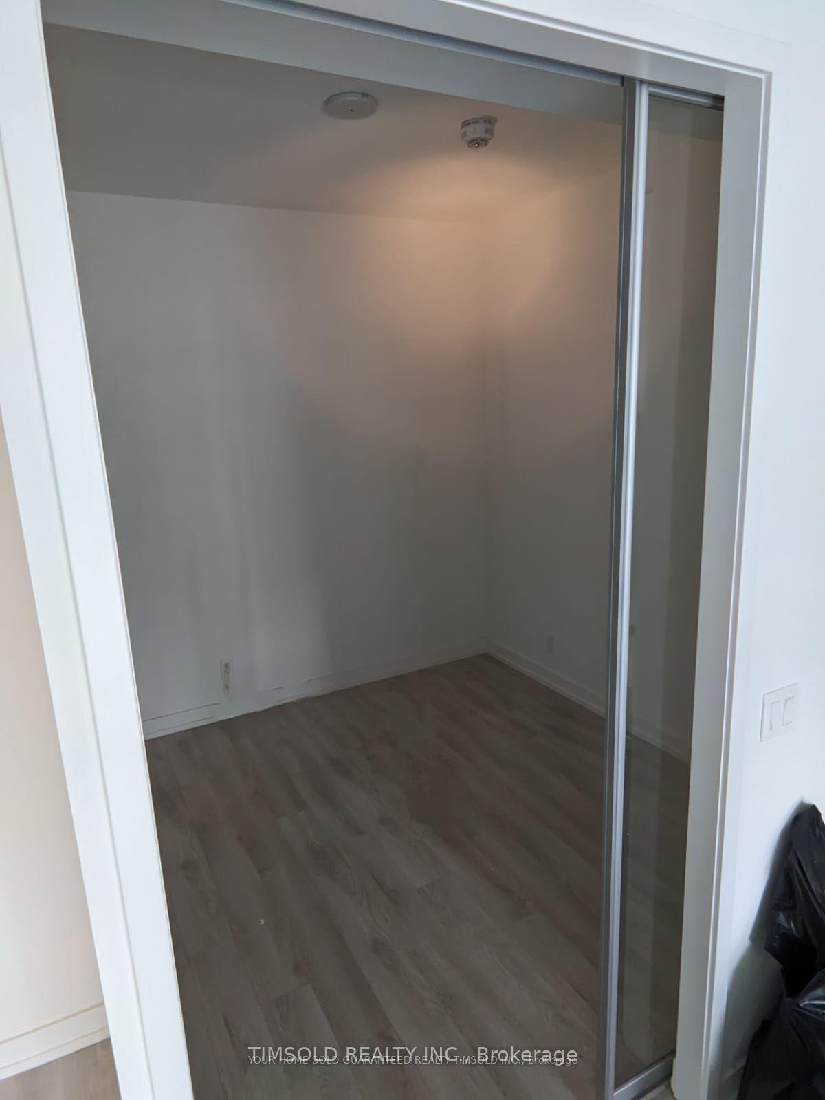 Photo 6 of 33 Helendale Avenue, Toronto, Yonge-Eglinton — HOMEH