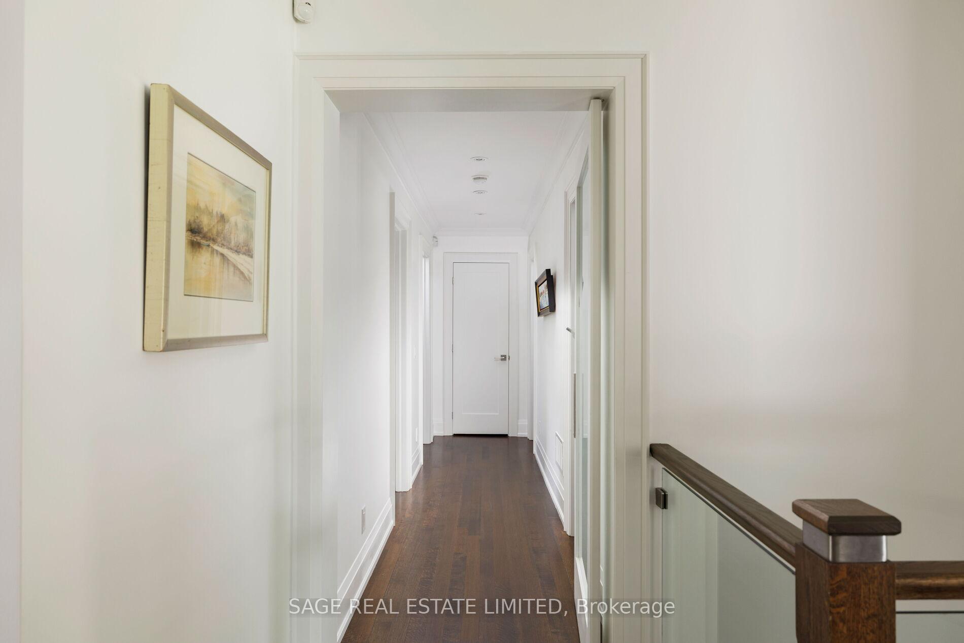 Photo 25 of 19 Oldham Road, Etobicoke, Princess-Rosethorn — HOMEH