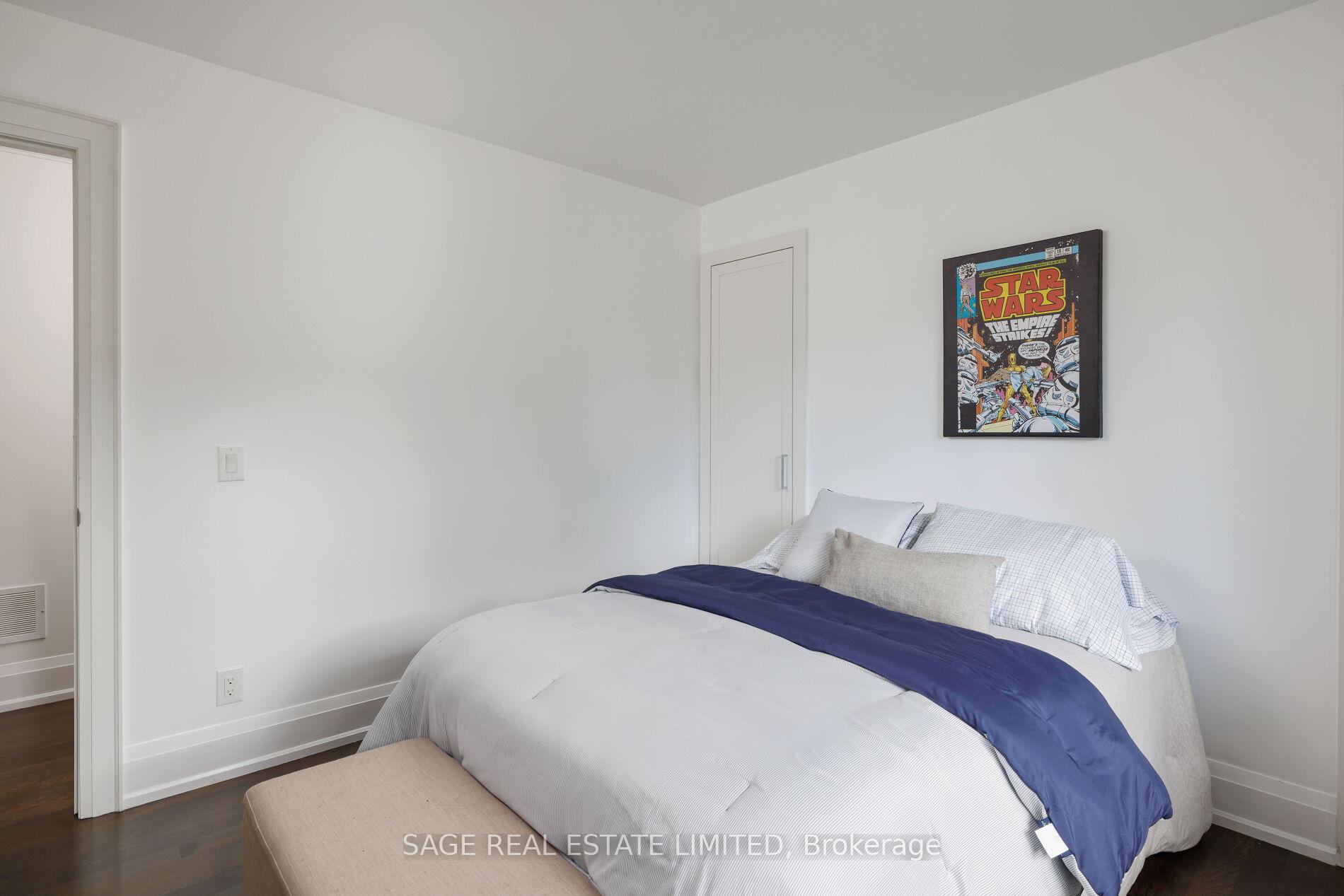 Photo 32 of 19 Oldham Road, Etobicoke, Princess-Rosethorn — HOMEH