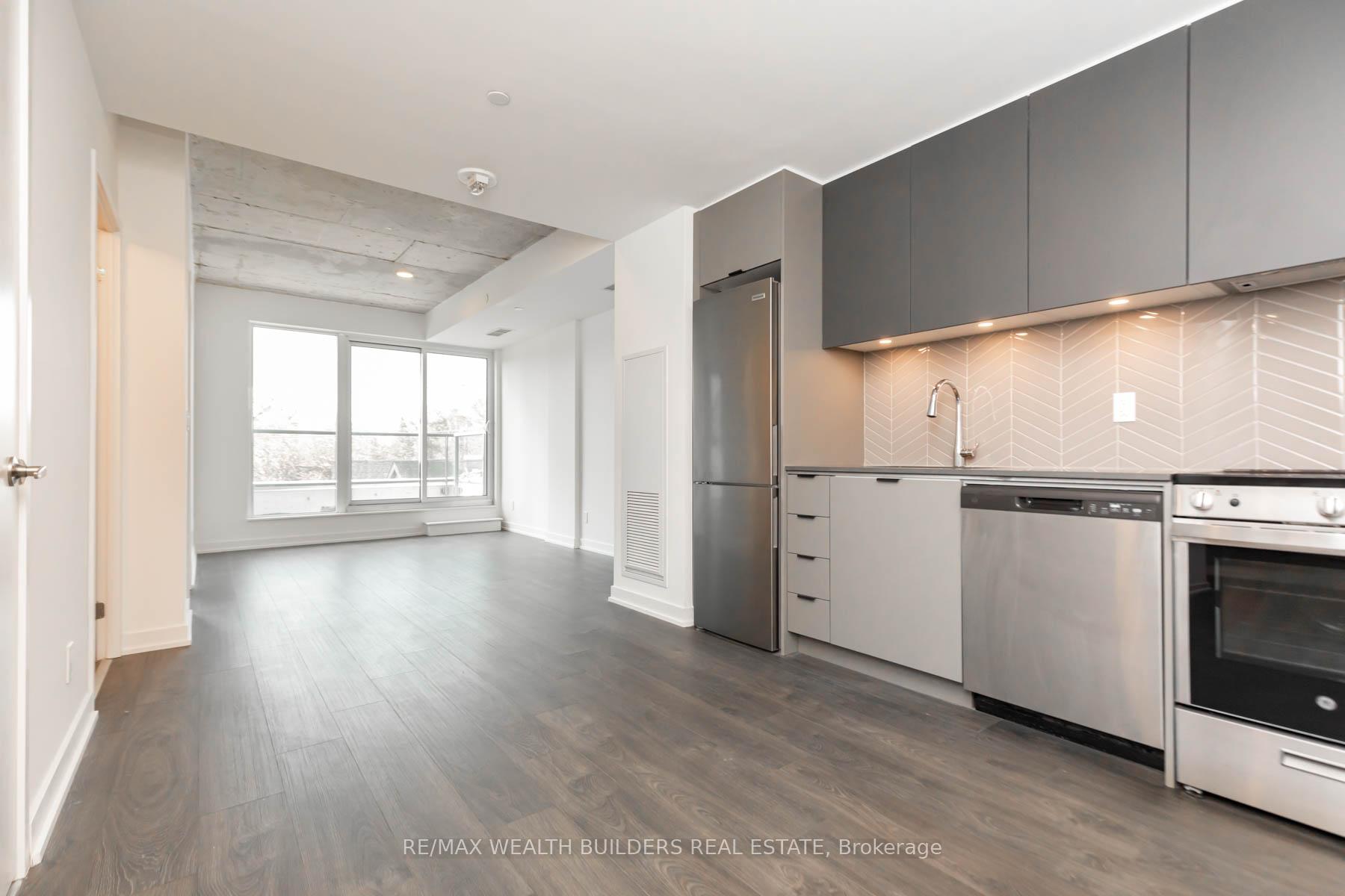Photo 4 of Unit 403, 57 Brock Avenue, Toronto, Roncesvalles — HOMEH