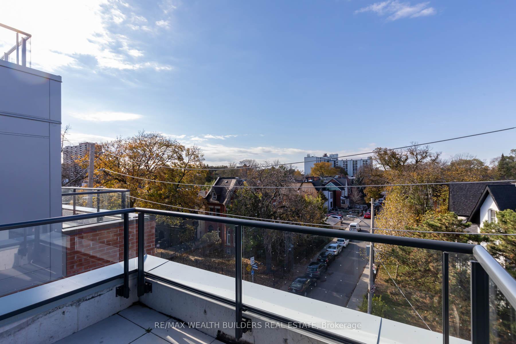 Photo 26 of Unit 403, 57 Brock Avenue, Toronto, Roncesvalles — HOMEH