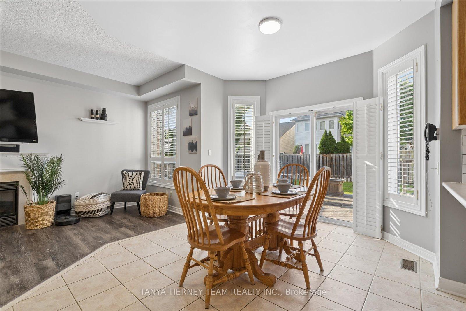 Photo 19 of 16 Corianne Avenue, Whitby, Brooklin — HOMEH