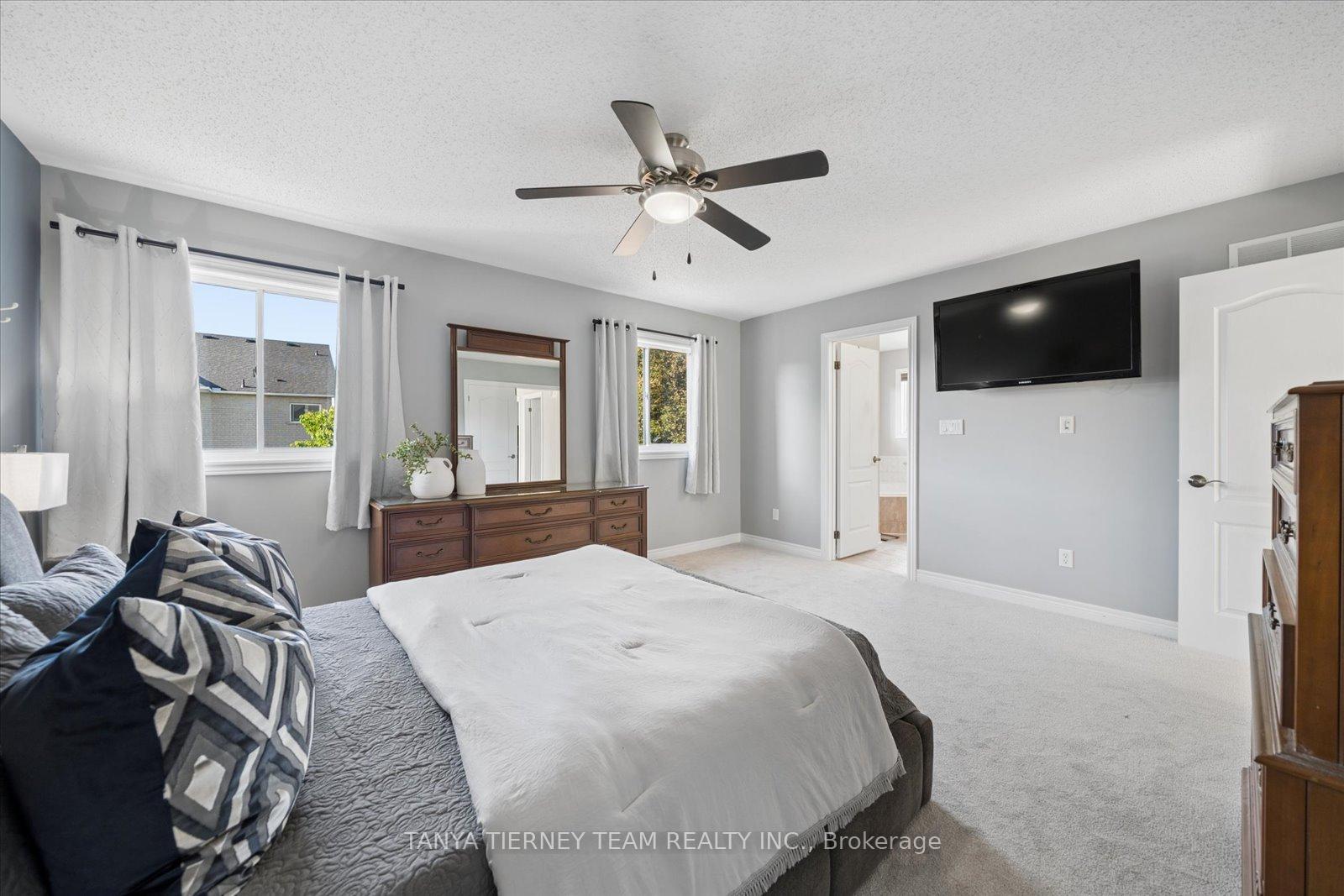 Photo 28 of 16 Corianne Avenue, Whitby, Brooklin — HOMEH