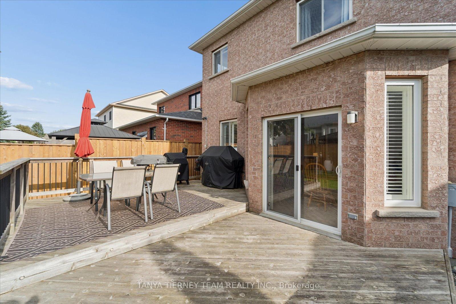 Photo 45 of 16 Corianne Avenue, Whitby, Brooklin — HOMEH