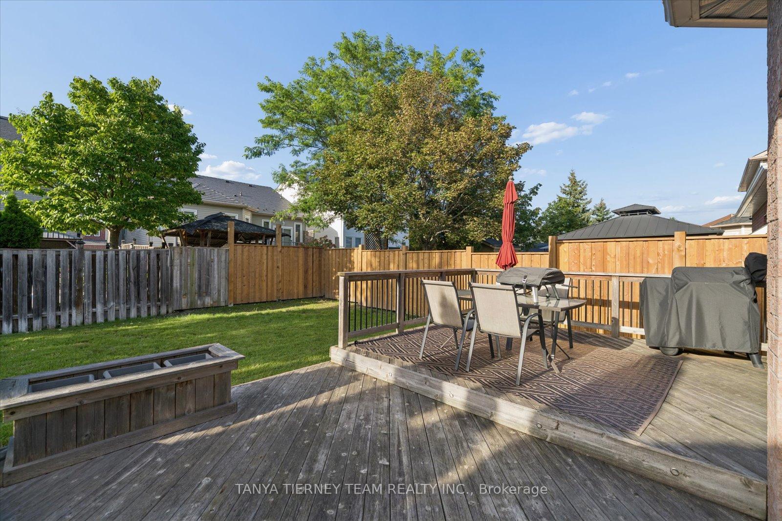 Photo 46 of 16 Corianne Avenue, Whitby, Brooklin — HOMEH