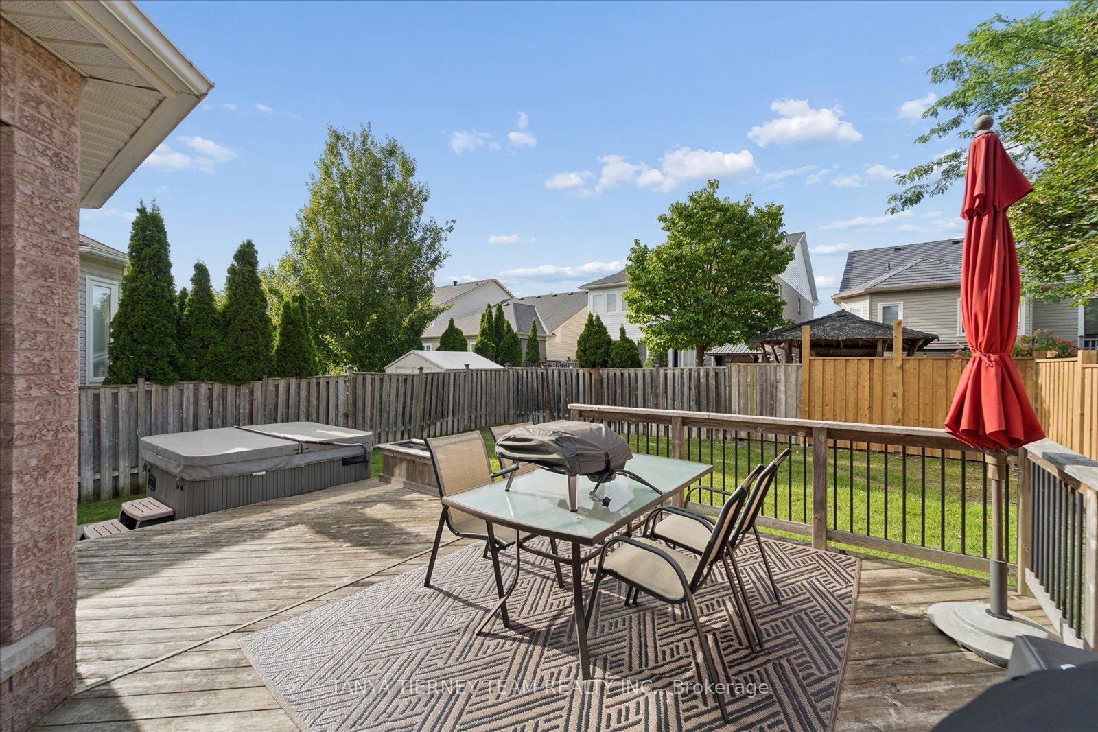Photo 47 of 16 Corianne Avenue, Whitby, Brooklin — HOMEH