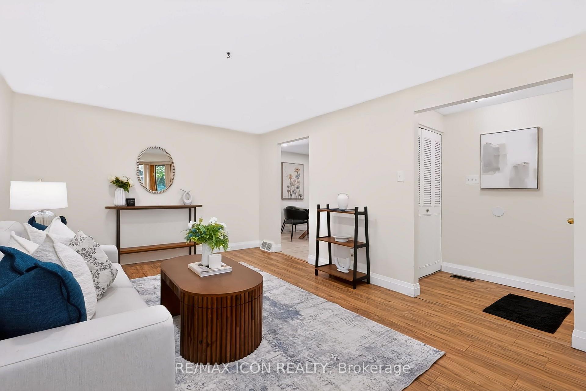 Photo 5 of 95 Underhill Crescent, Kitchener, Centreville Chicopee — HOMEH