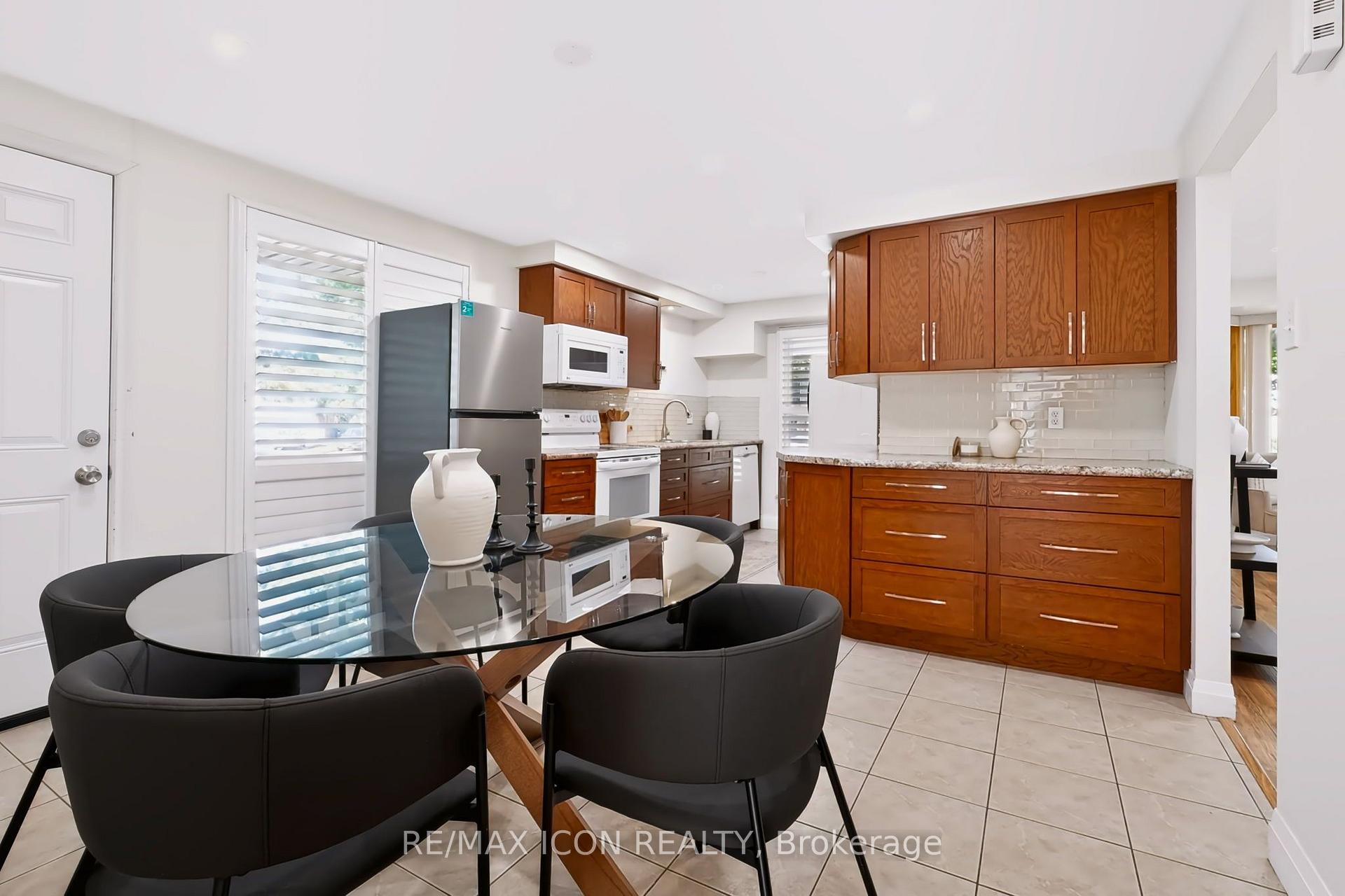 Photo 8 of 95 Underhill Crescent, Kitchener, Centreville Chicopee — HOMEH