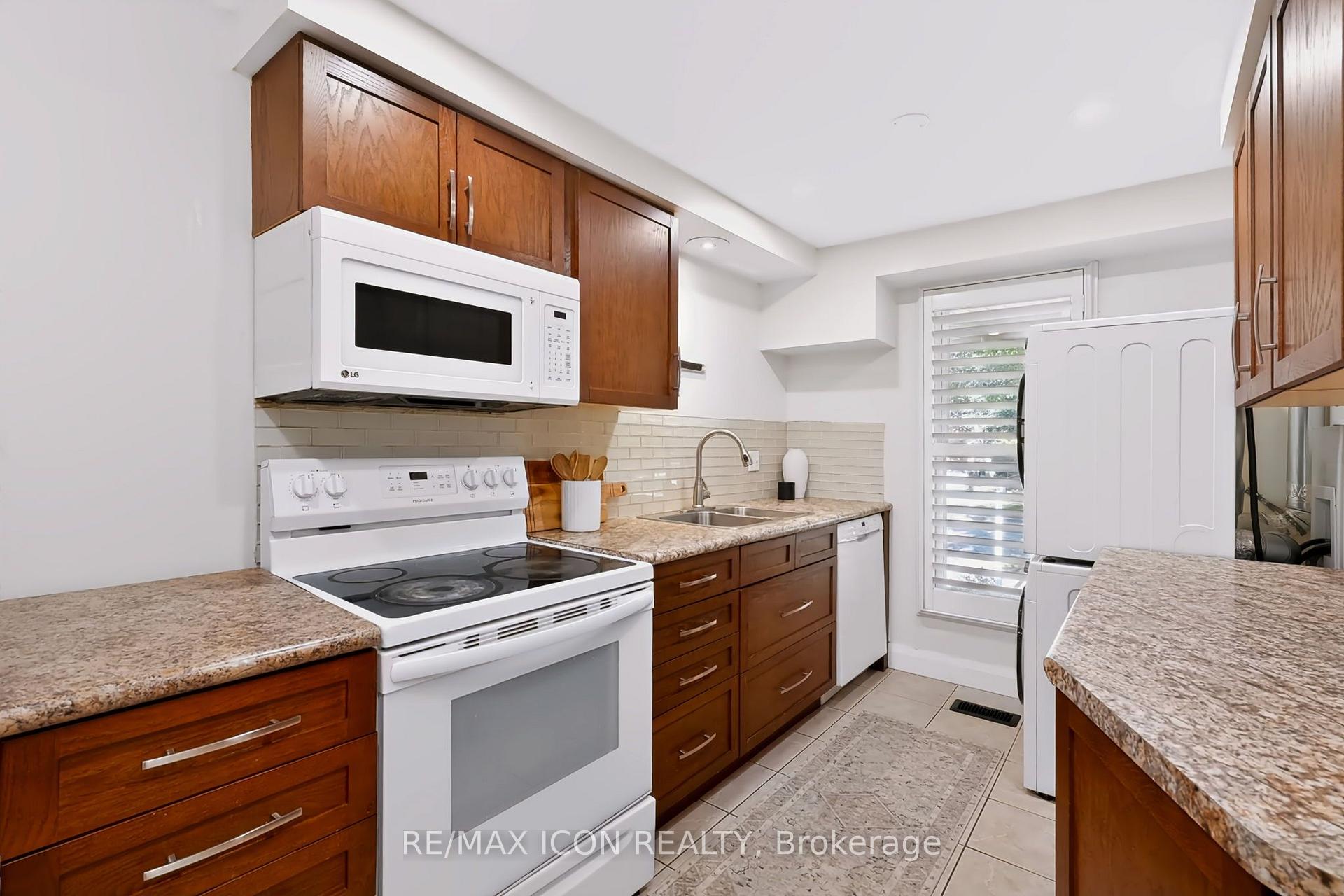 Photo 10 of 95 Underhill Crescent, Kitchener, Centreville Chicopee — HOMEH