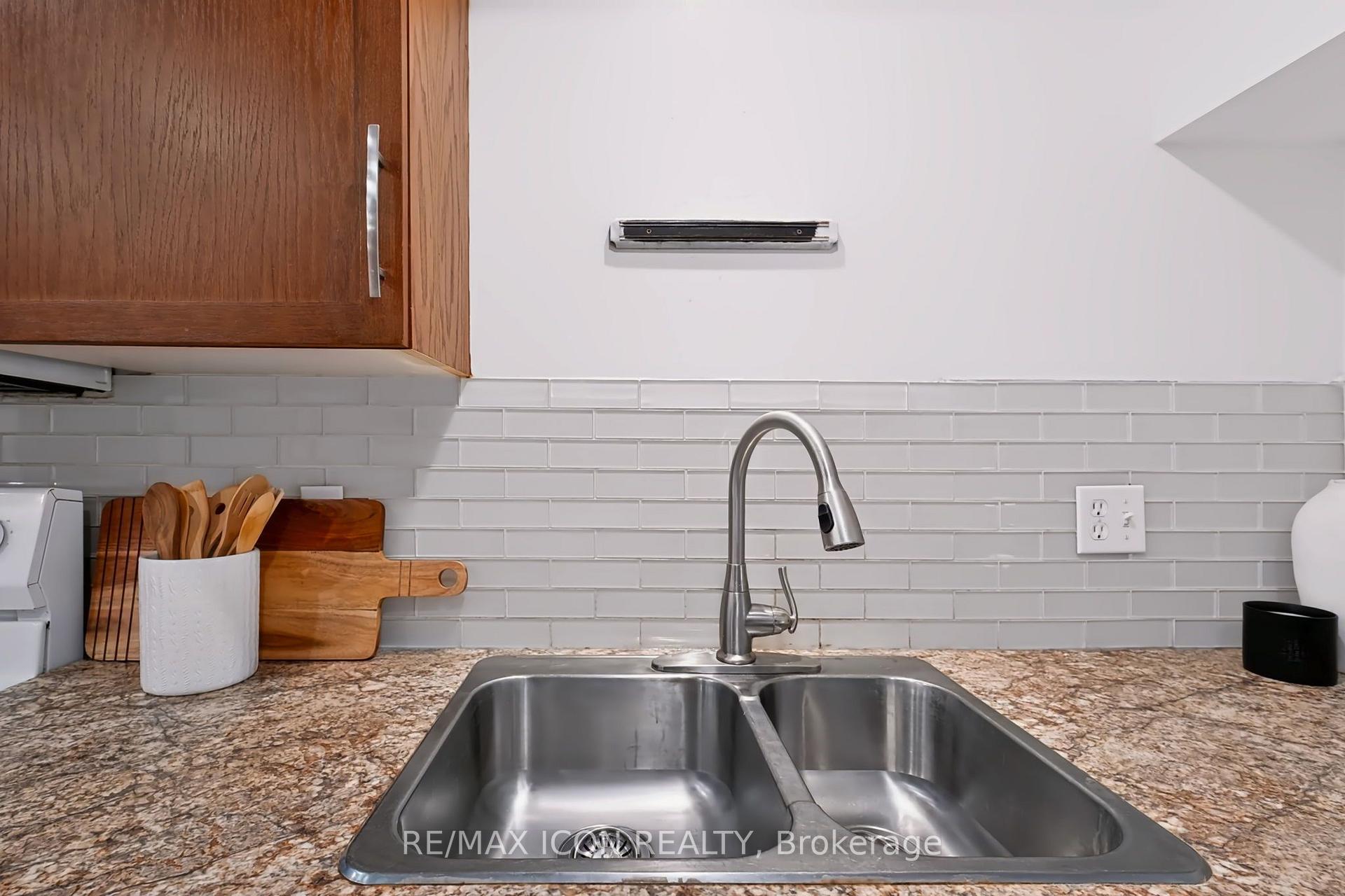 Photo 12 of 95 Underhill Crescent, Kitchener, Centreville Chicopee — HOMEH