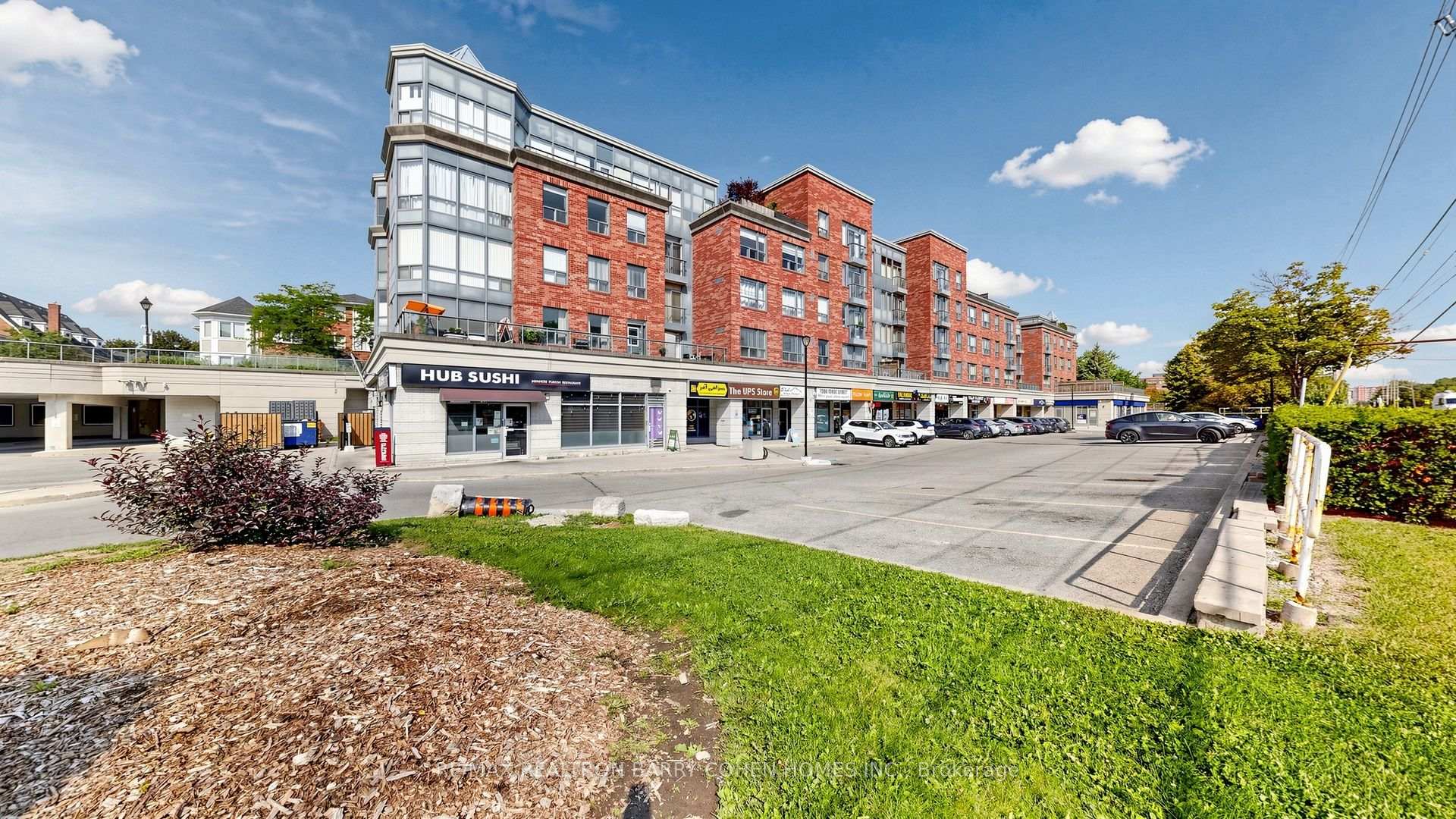 Photo 2 of Unit 308, 7398 Yonge Street, Vaughan, Crestwood-Springfarm-Yorkhill — HOMEH
