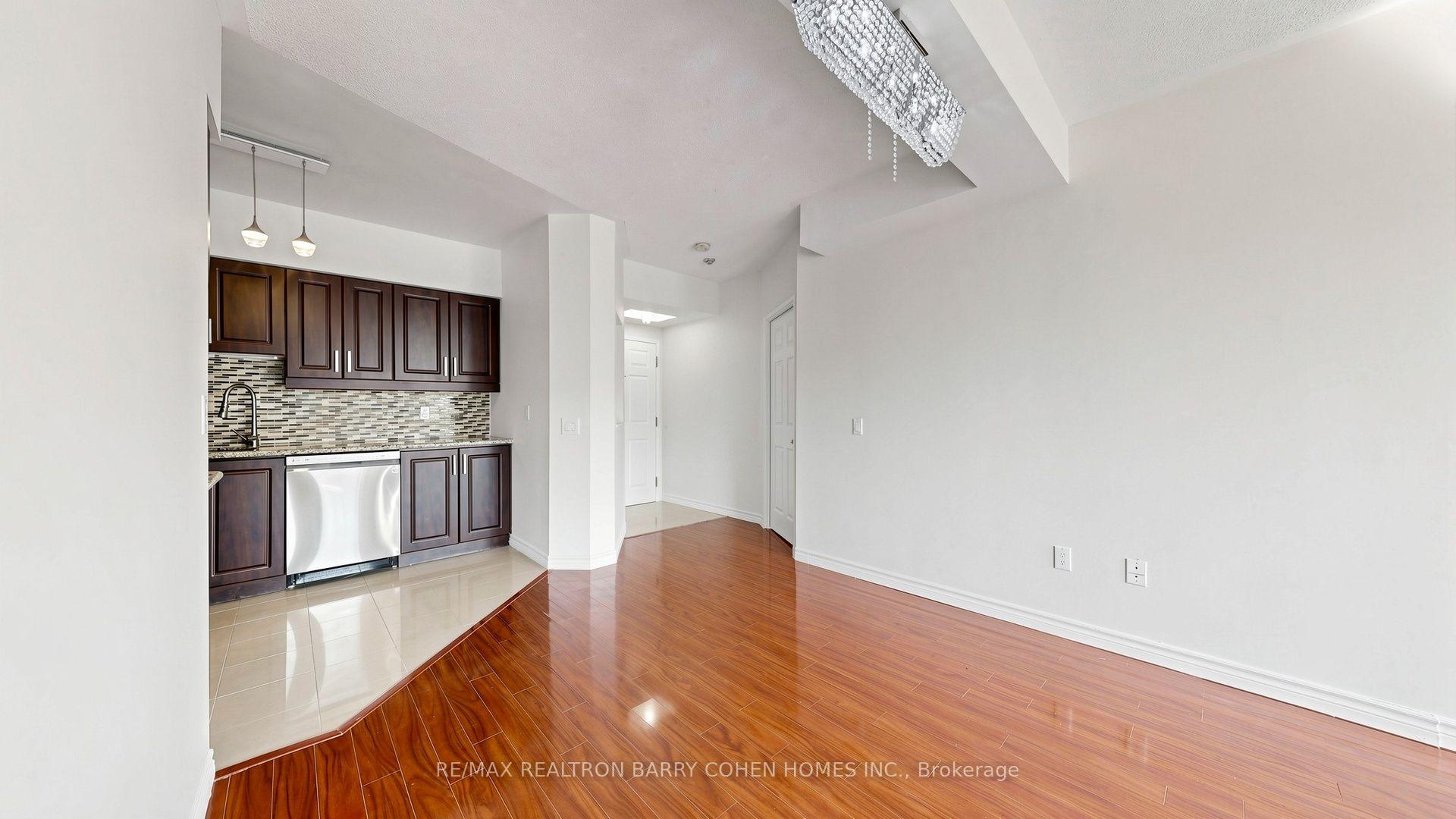 Photo 17 of Unit 308, 7398 Yonge Street, Vaughan, Crestwood-Springfarm-Yorkhill — HOMEH