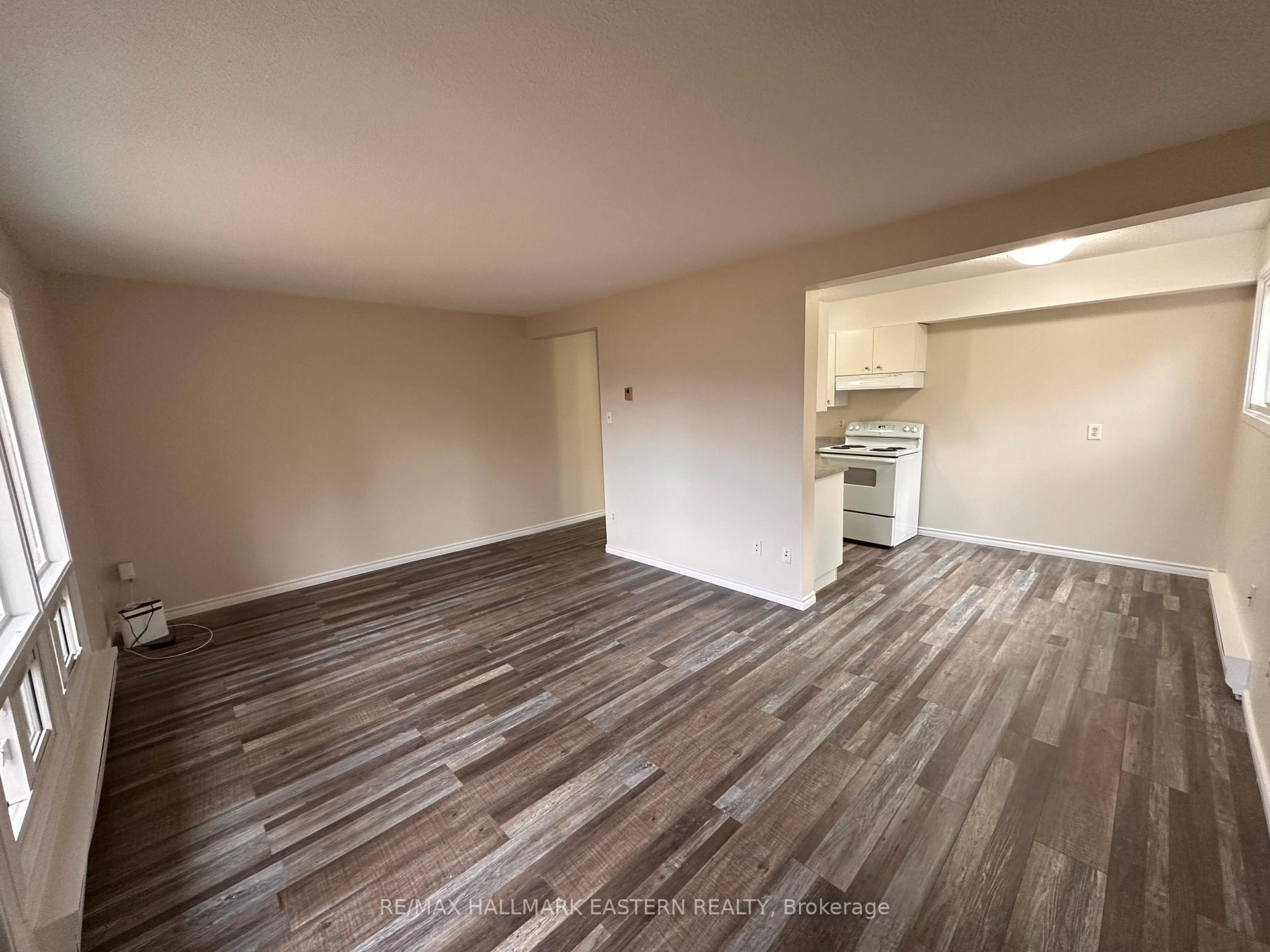 Photo 8 of Unit 203, 106 Lansdowne Street, Peterborough, Town Ward 3 — HOMEH