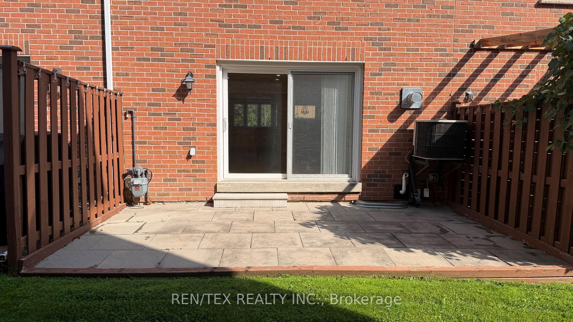 Photo 11 of 11 Old Firehall Lane, Vaughan, West Woodbridge — HOMEH