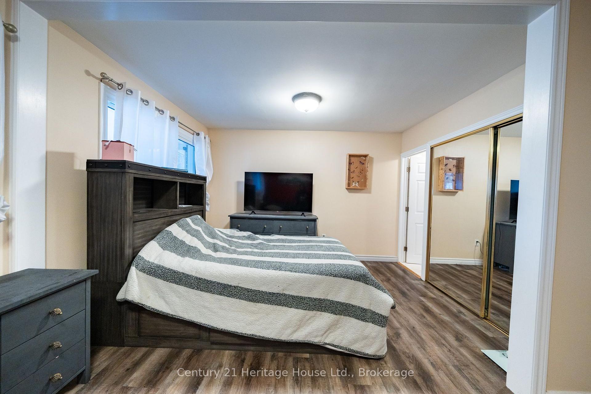 Photo 17 of 1549 Concession Road, Cambridge, Lang's Farm — HOMEH
