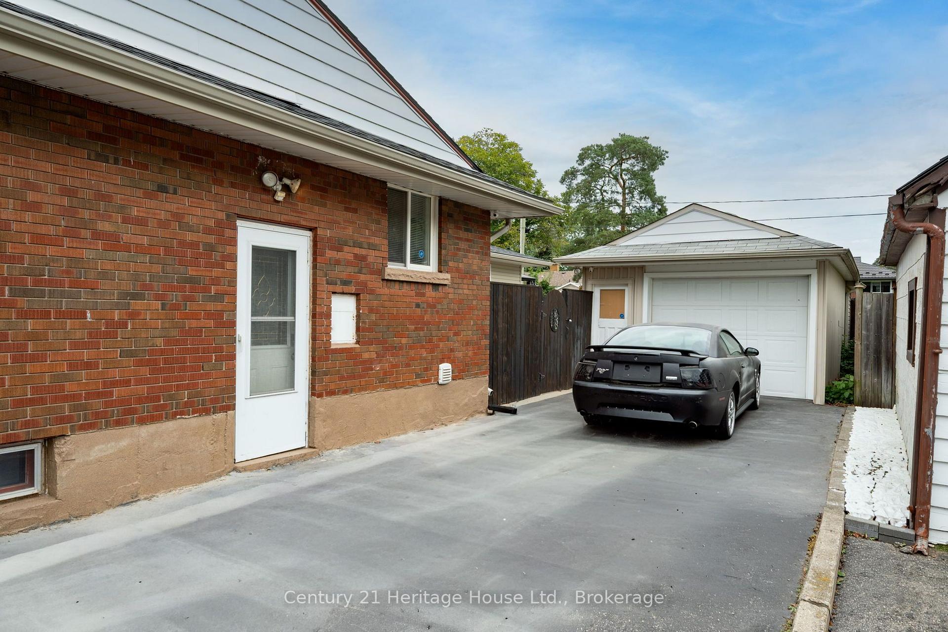 Photo 29 of 1549 Concession Road, Cambridge, Lang's Farm — HOMEH