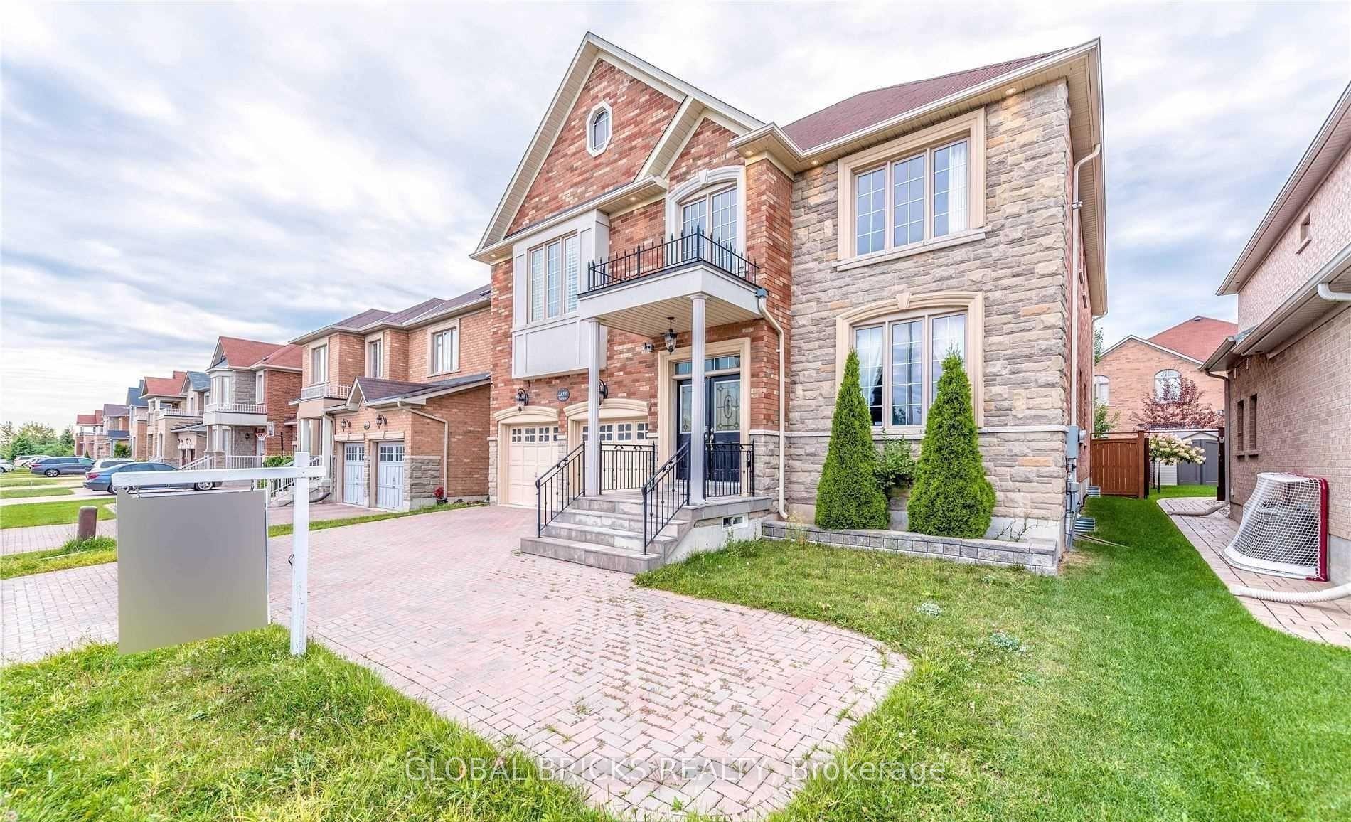 Photo 1 of 2855 Westoak Trails Boulevard, Oakville, Westmount — HOMEH