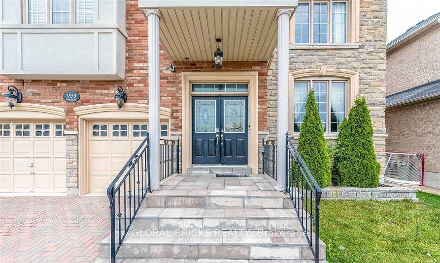 Photo 2 of 2855 Westoak Trails Boulevard, Oakville, Westmount — HOMEH