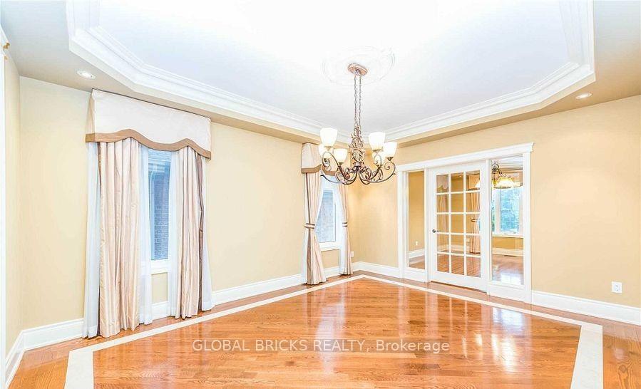 Photo 5 of 2855 Westoak Trails Boulevard, Oakville, Westmount — HOMEH