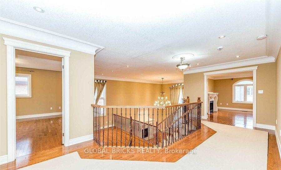 Photo 7 of 2855 Westoak Trails Boulevard, Oakville, Westmount — HOMEH