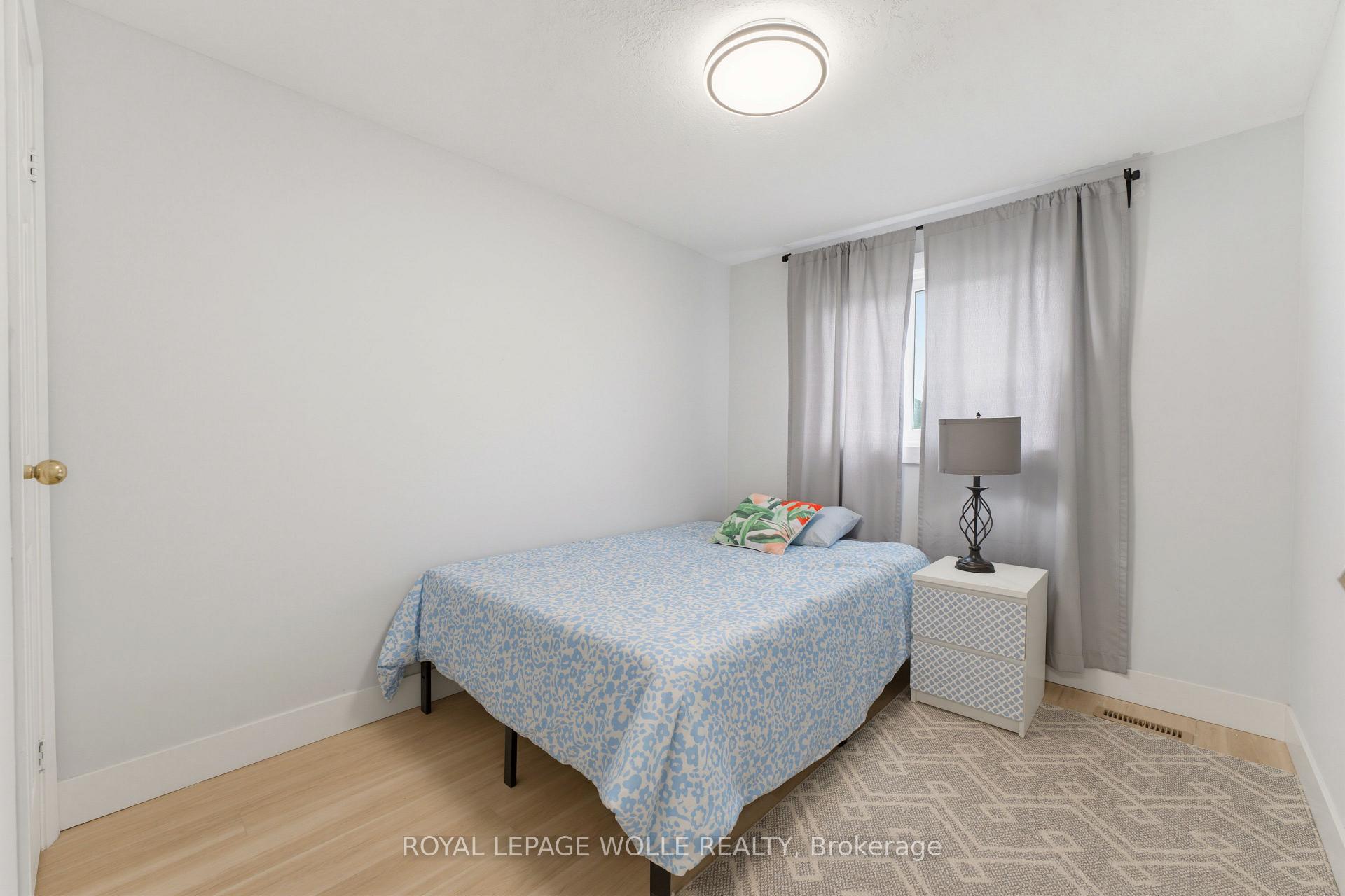 Photo 18 of Unit 4, 138 Blackhorne Drive, Kitchener, Country Hills West — HOMEH