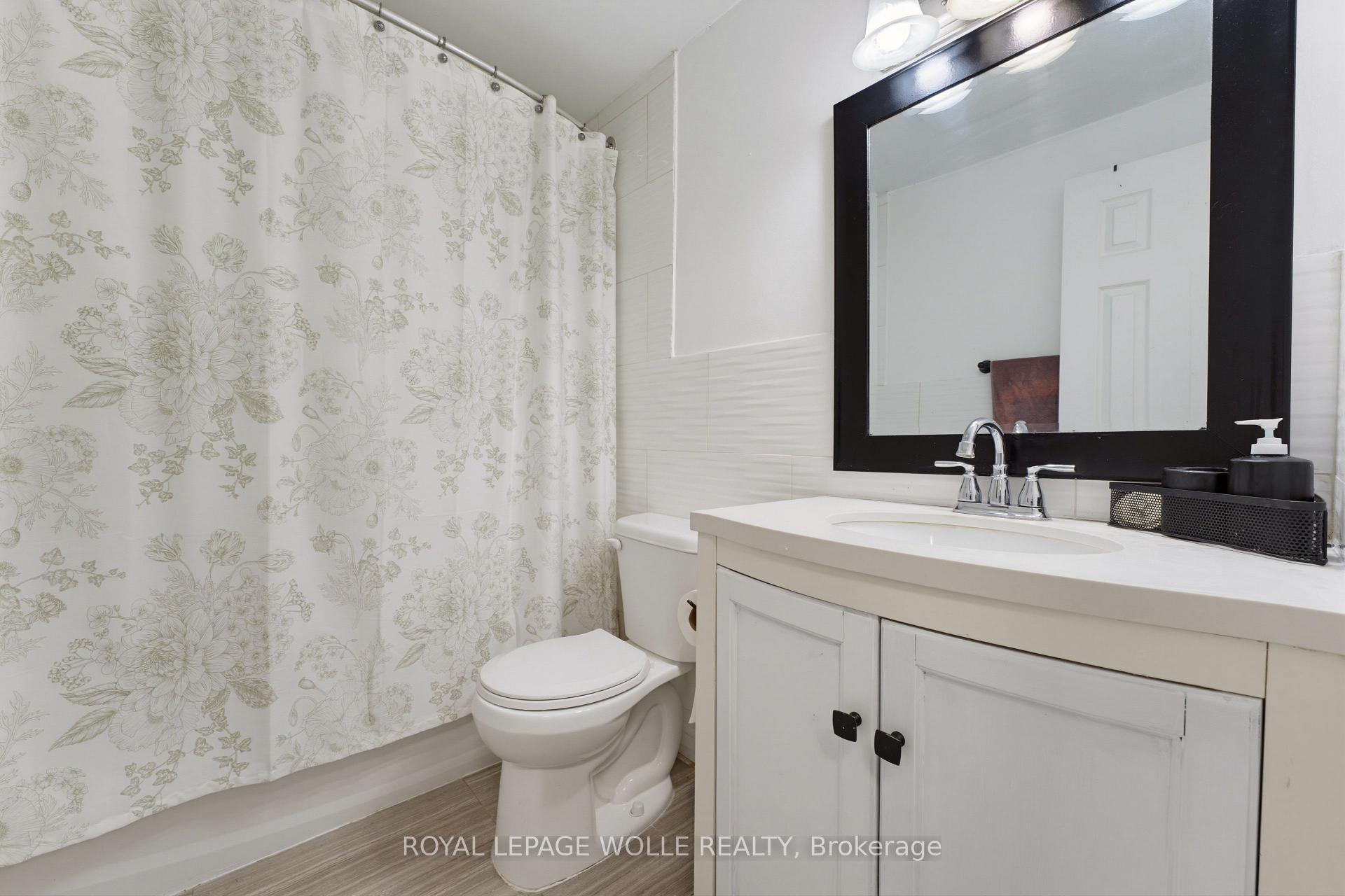 Photo 20 of Unit 4, 138 Blackhorne Drive, Kitchener, Country Hills West — HOMEH