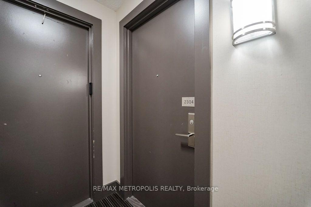 Photo 8 of Unit 2304, 2015 Sheppard Avenue E, North York, Henry Farm — HOMEH