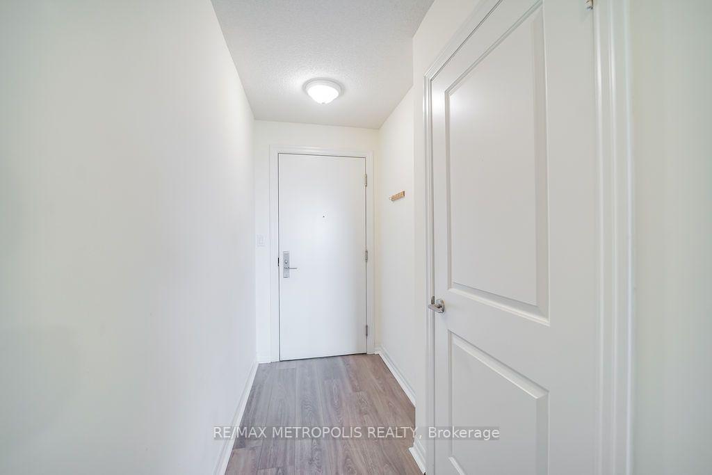 Photo 9 of Unit 2304, 2015 Sheppard Avenue E, North York, Henry Farm — HOMEH