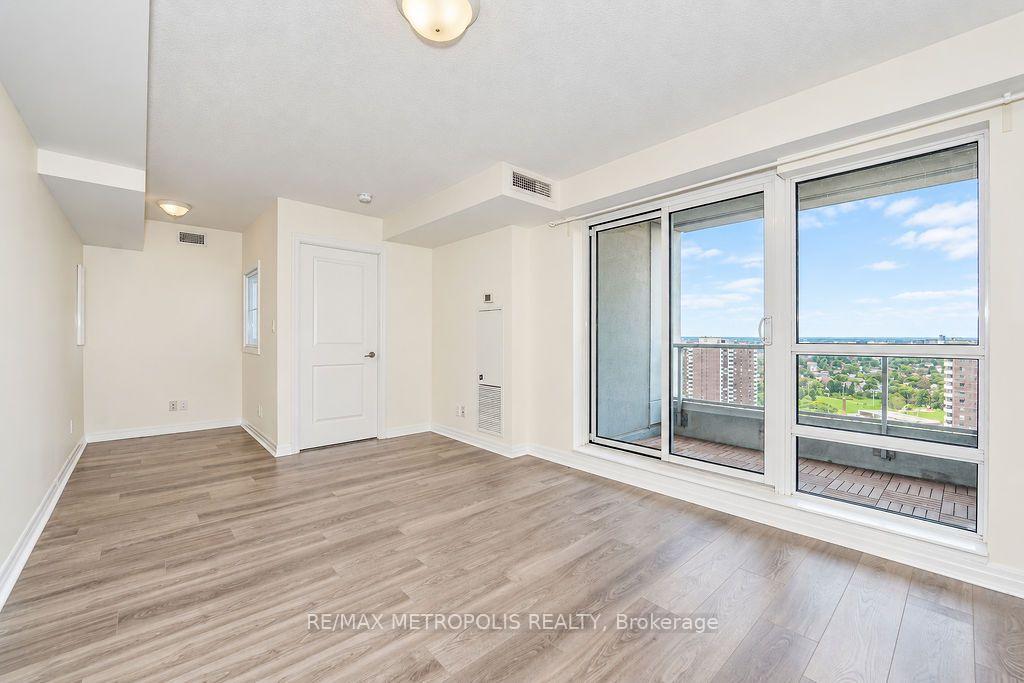 Photo 14 of Unit 2304, 2015 Sheppard Avenue E, North York, Henry Farm — HOMEH