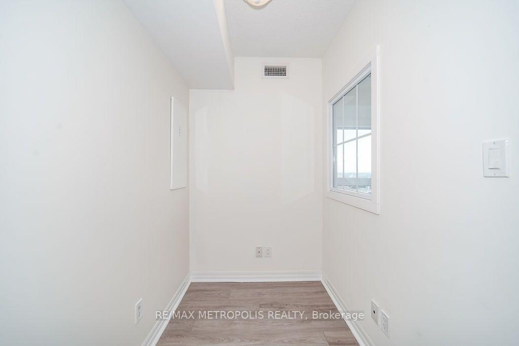Photo 20 of Unit 2304, 2015 Sheppard Avenue E, North York, Henry Farm — HOMEH