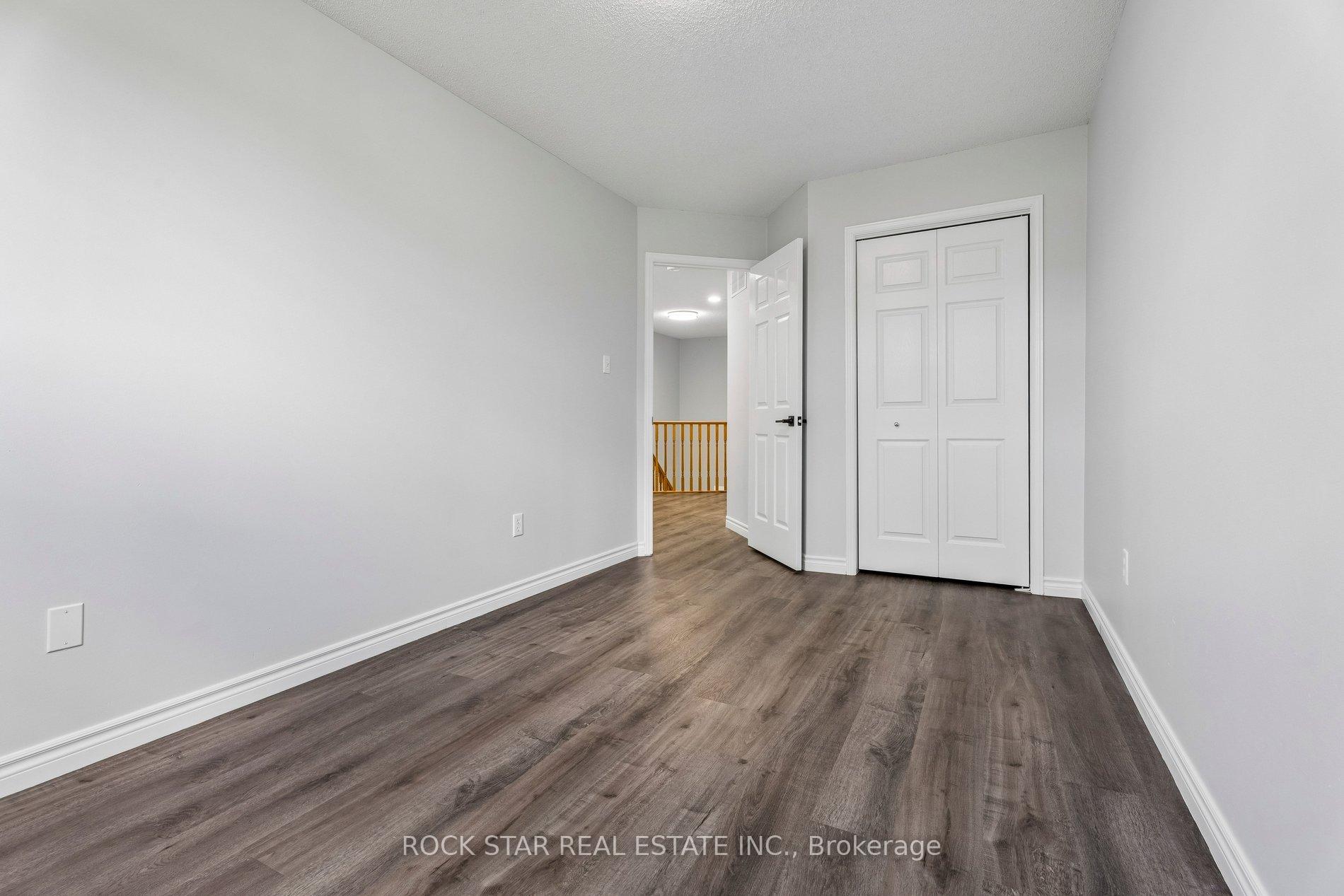 Photo 17 of Unit 3, 1860 Upper Gage Avenue, Hamilton, Broughton — HOMEH