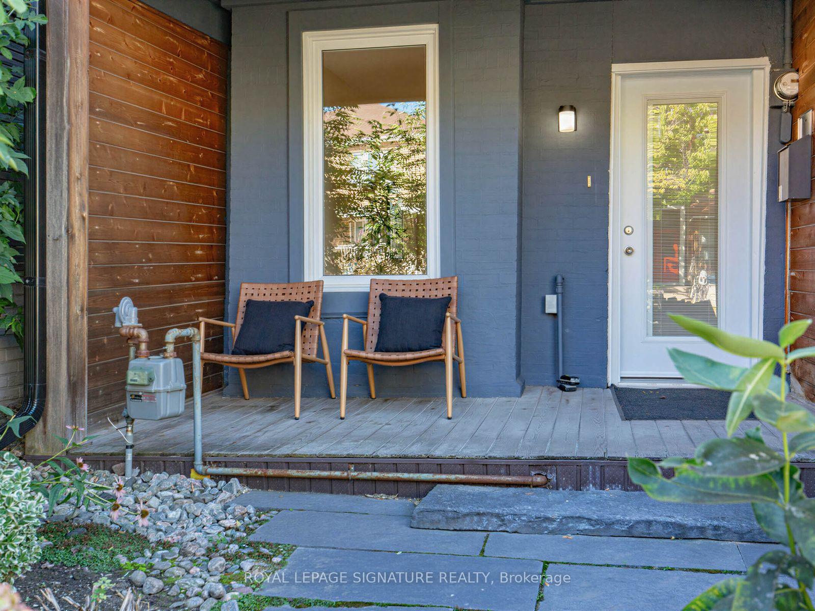 Photo 2 of 23 Gordon Street, Toronto, Little Portugal — HOMEH