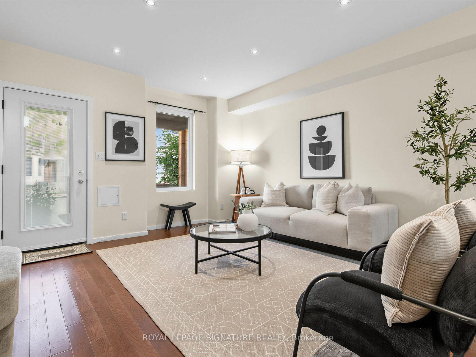 Photo 5 of 23 Gordon Street, Toronto, Little Portugal — HOMEH