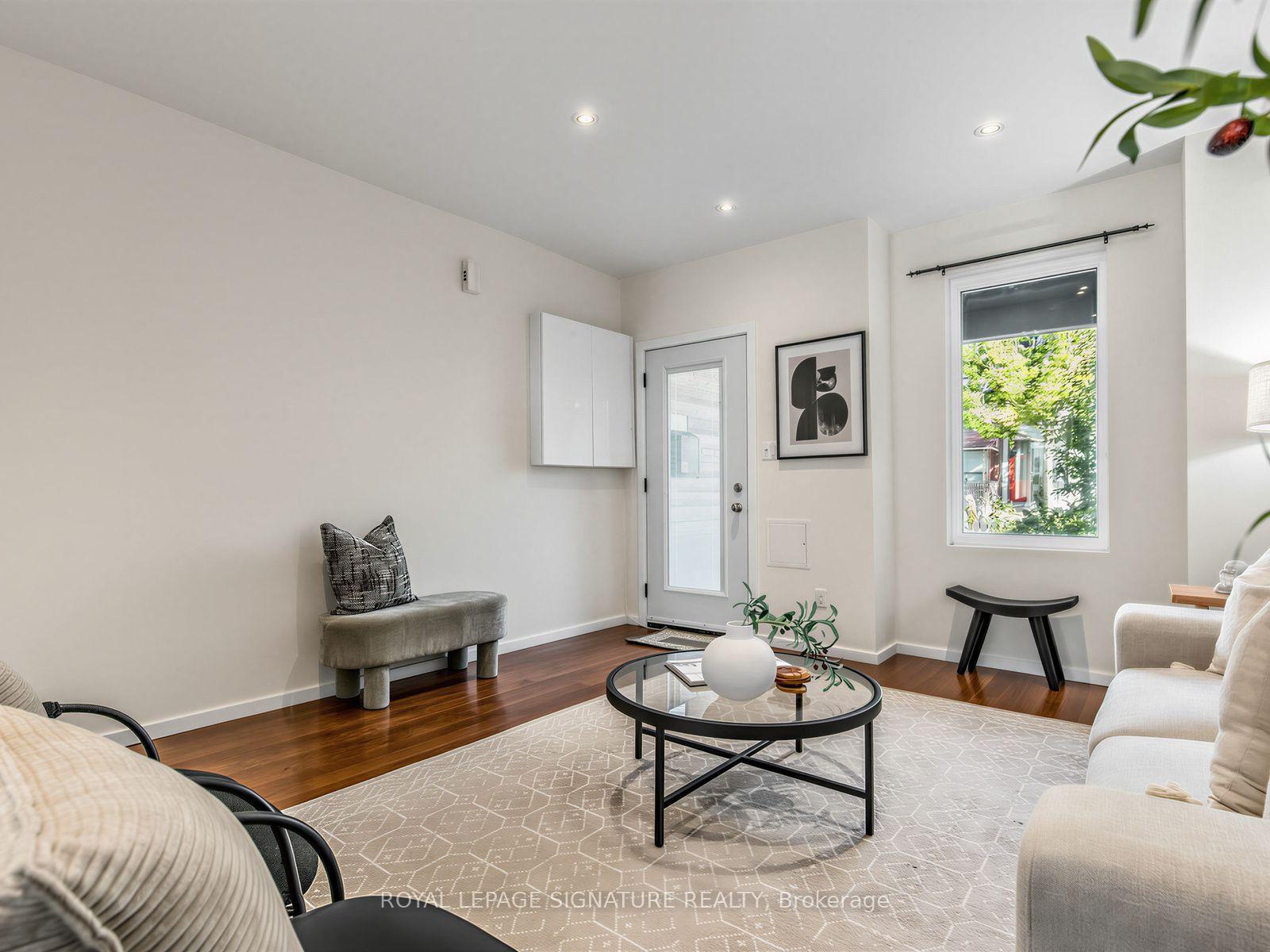 Photo 6 of 23 Gordon Street, Toronto, Little Portugal — HOMEH