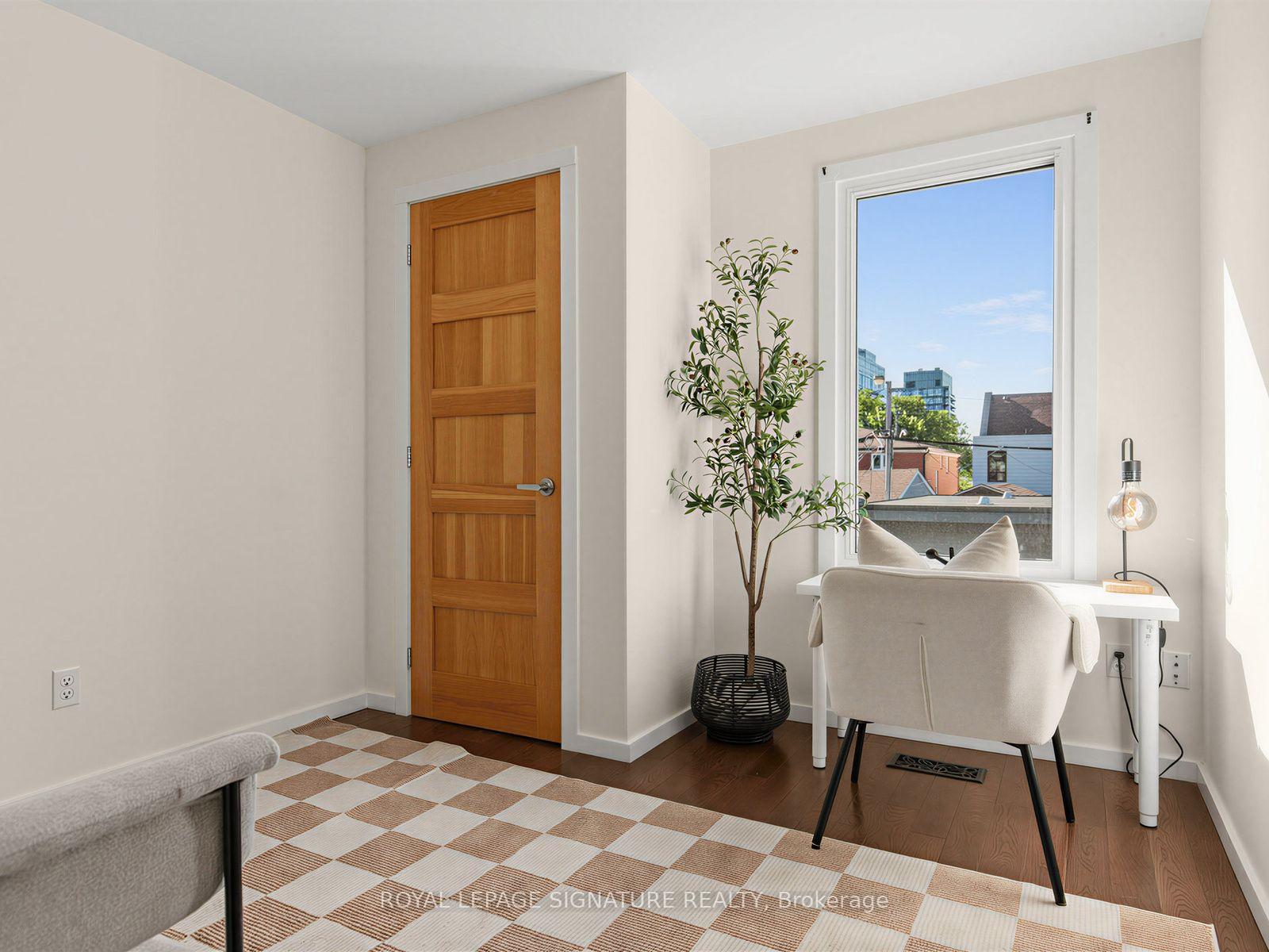 Photo 19 of 23 Gordon Street, Toronto, Little Portugal — HOMEH