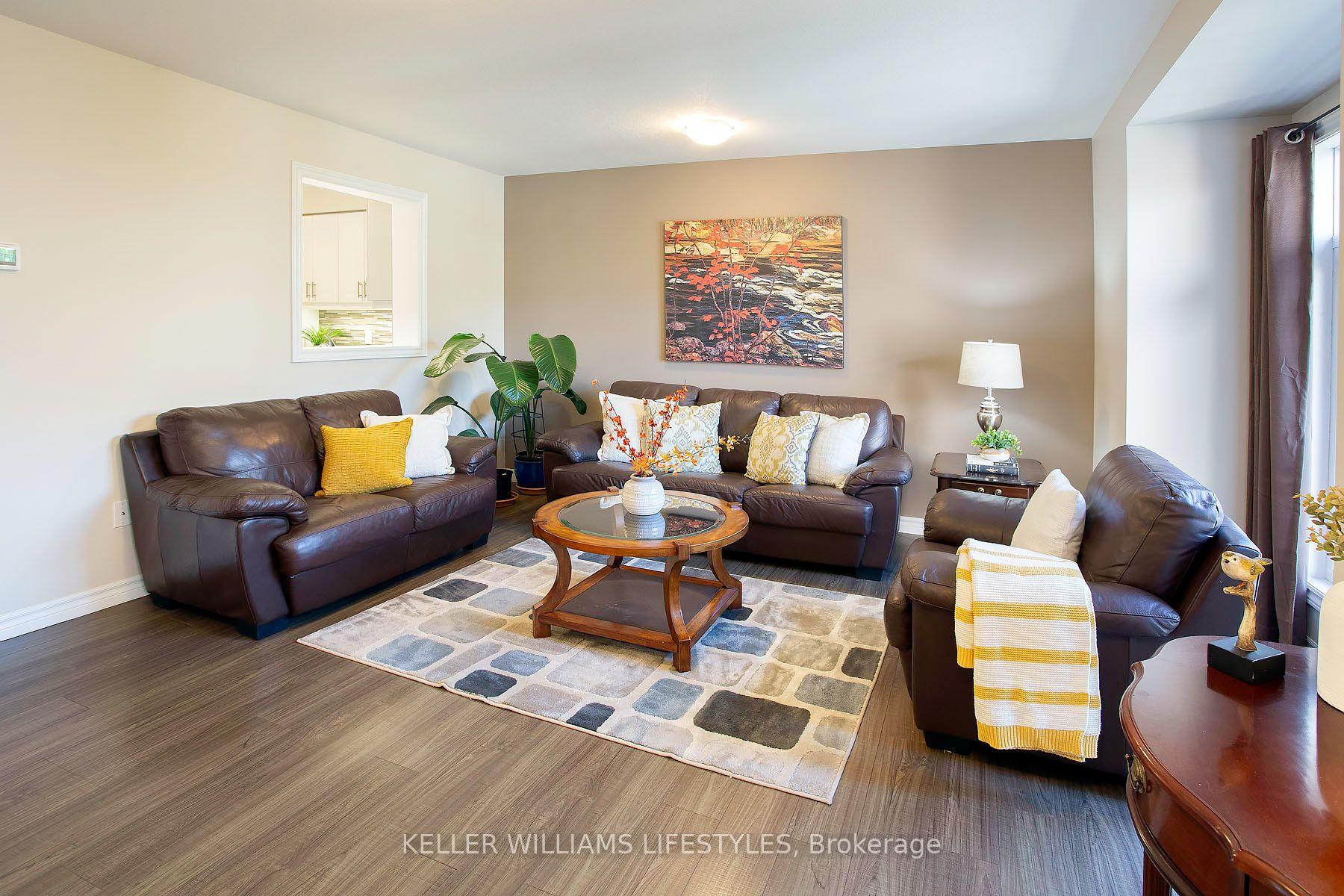 Photo 10 of Unit 71, 1061 Eagletrace Drive, London, North S — HOMEH