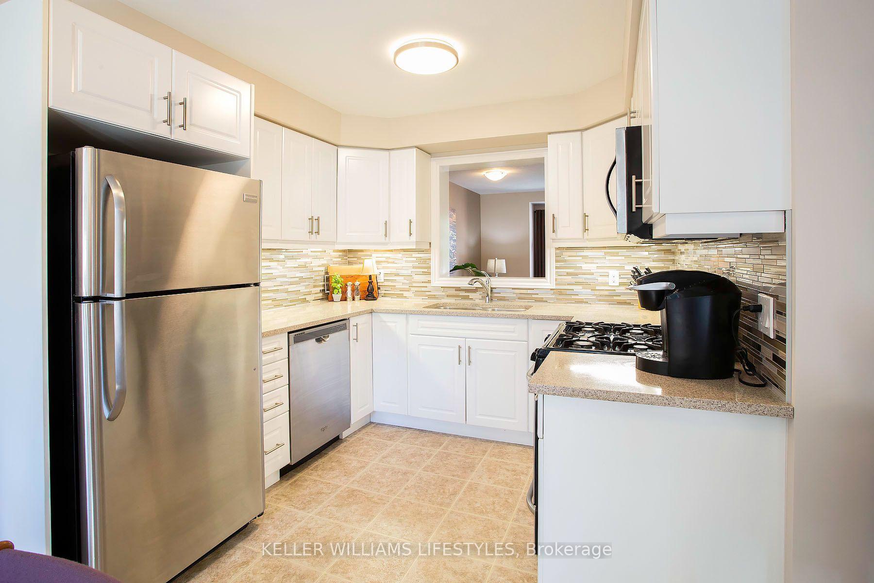 Photo 14 of Unit 71, 1061 Eagletrace Drive, London, North S — HOMEH